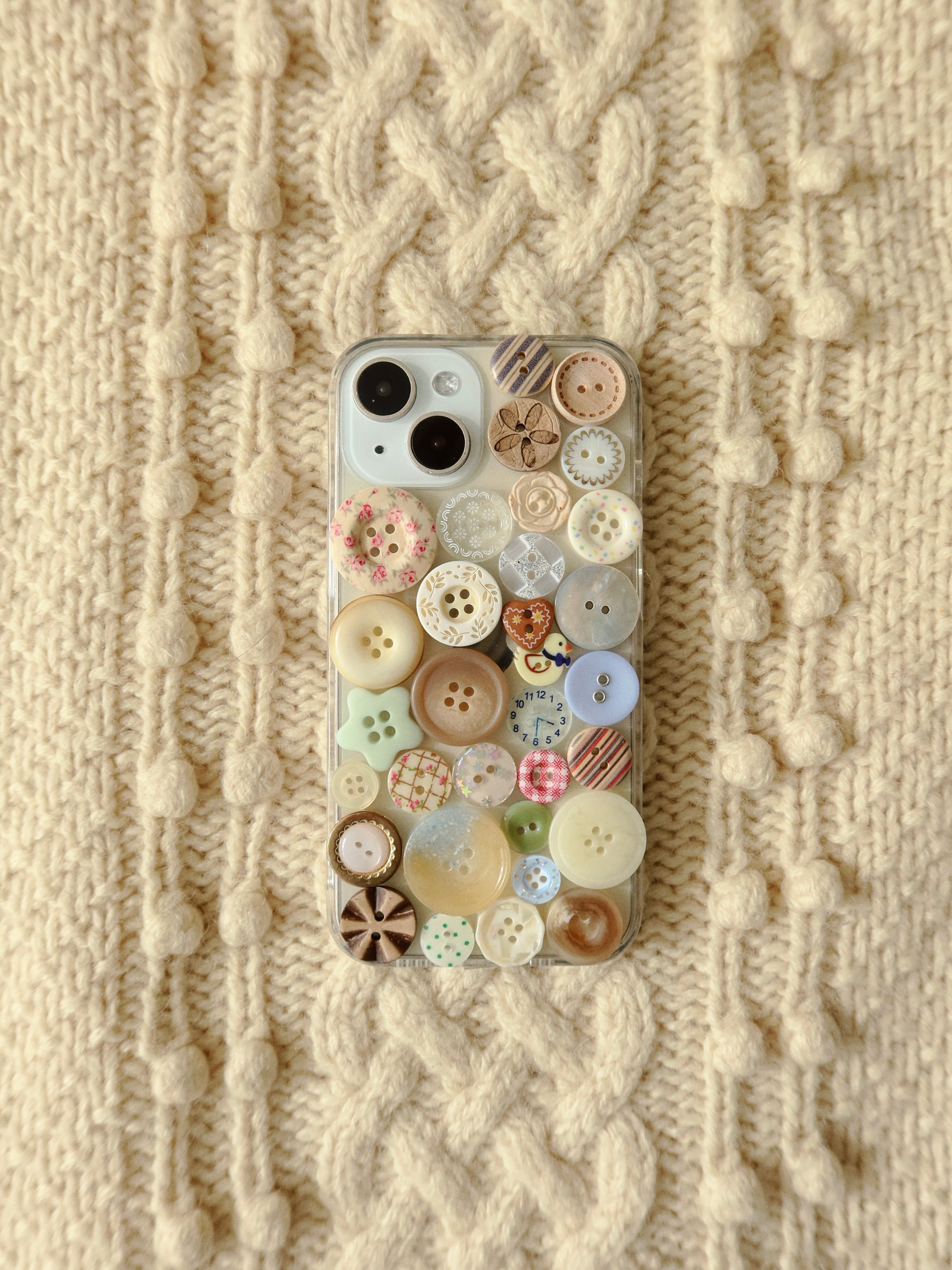 Hug of Nostalgia Button case [Duck version]