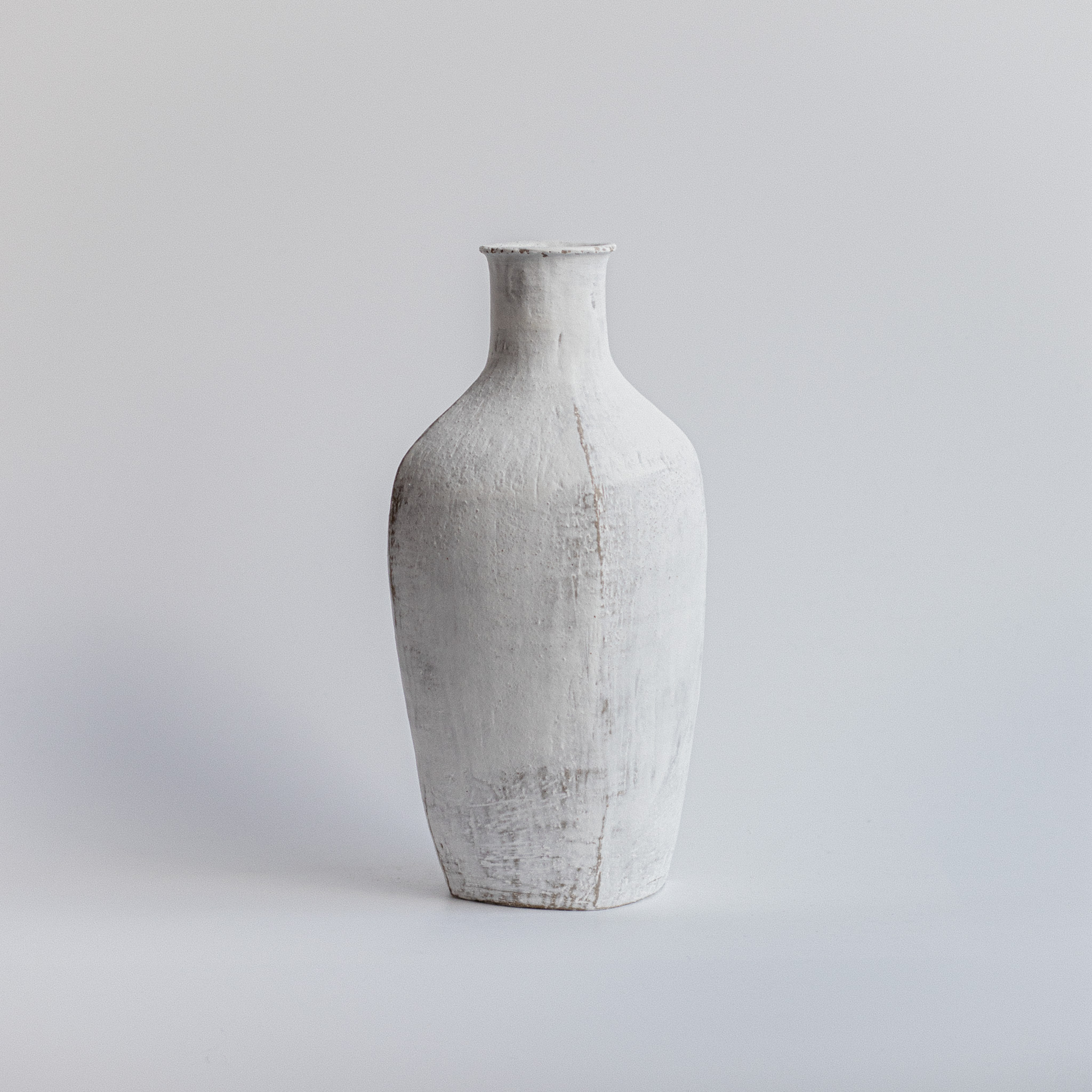 Objet | on the canvas / jar / 크랙
