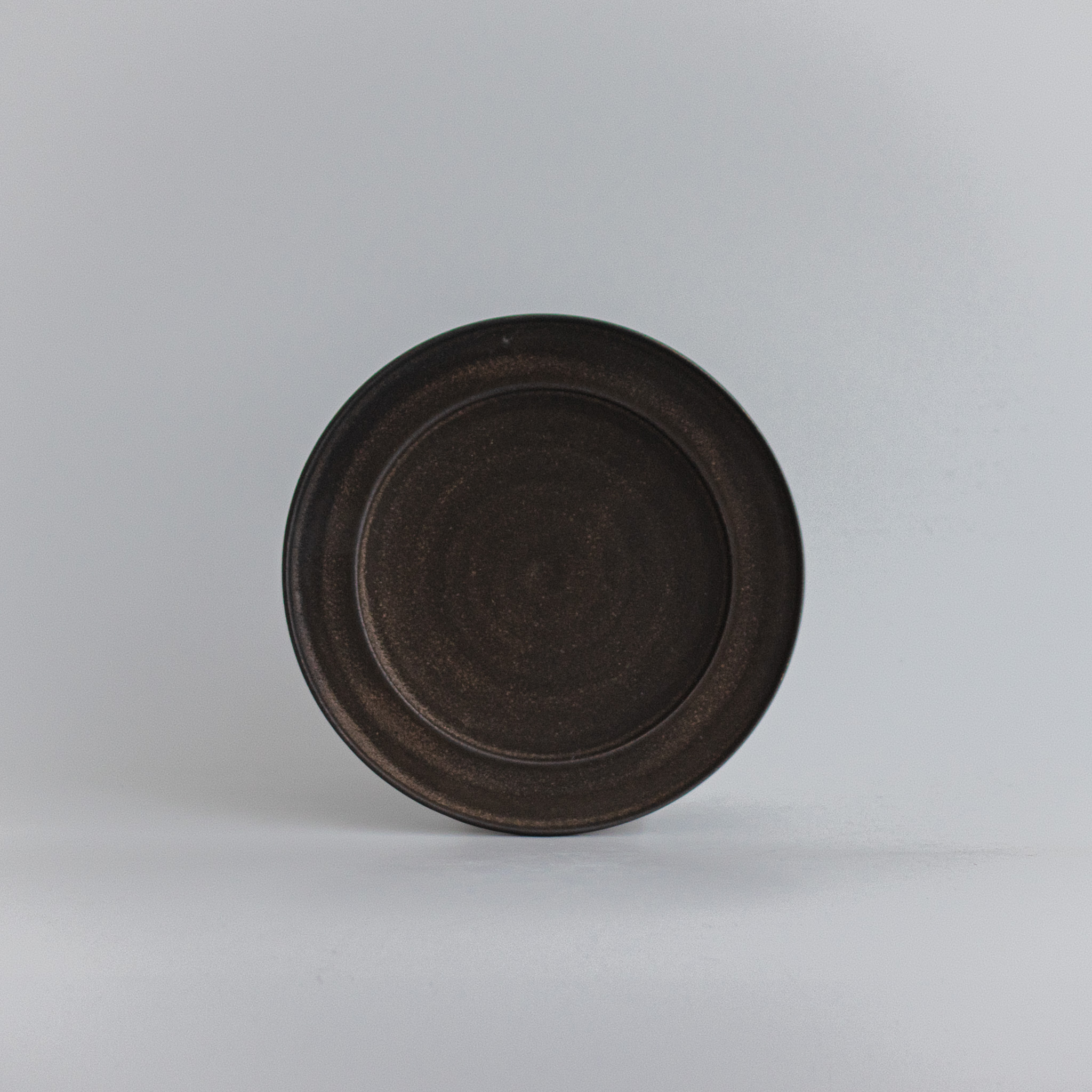 Club B | Plate Golden black