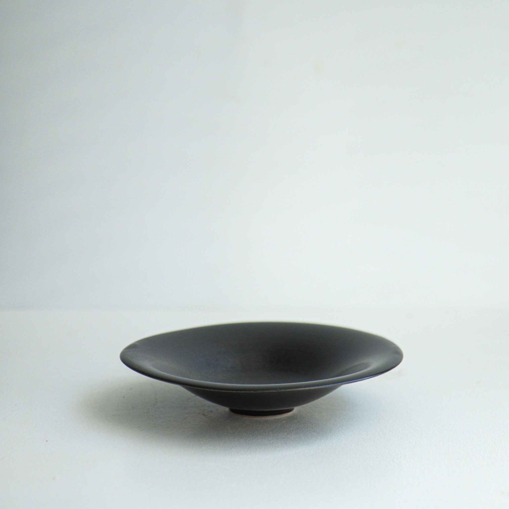 오목접시 | Pure Black Glossy