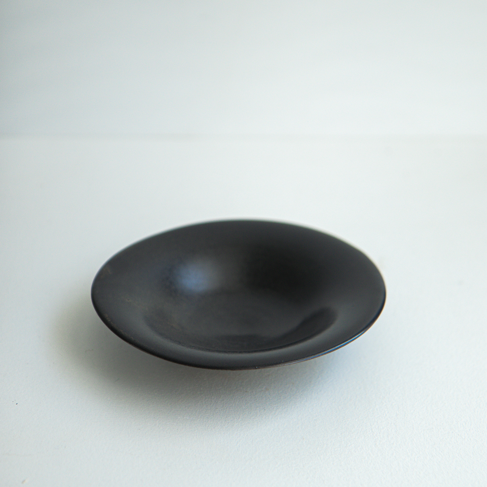 오목접시 | Pure Black Glossy