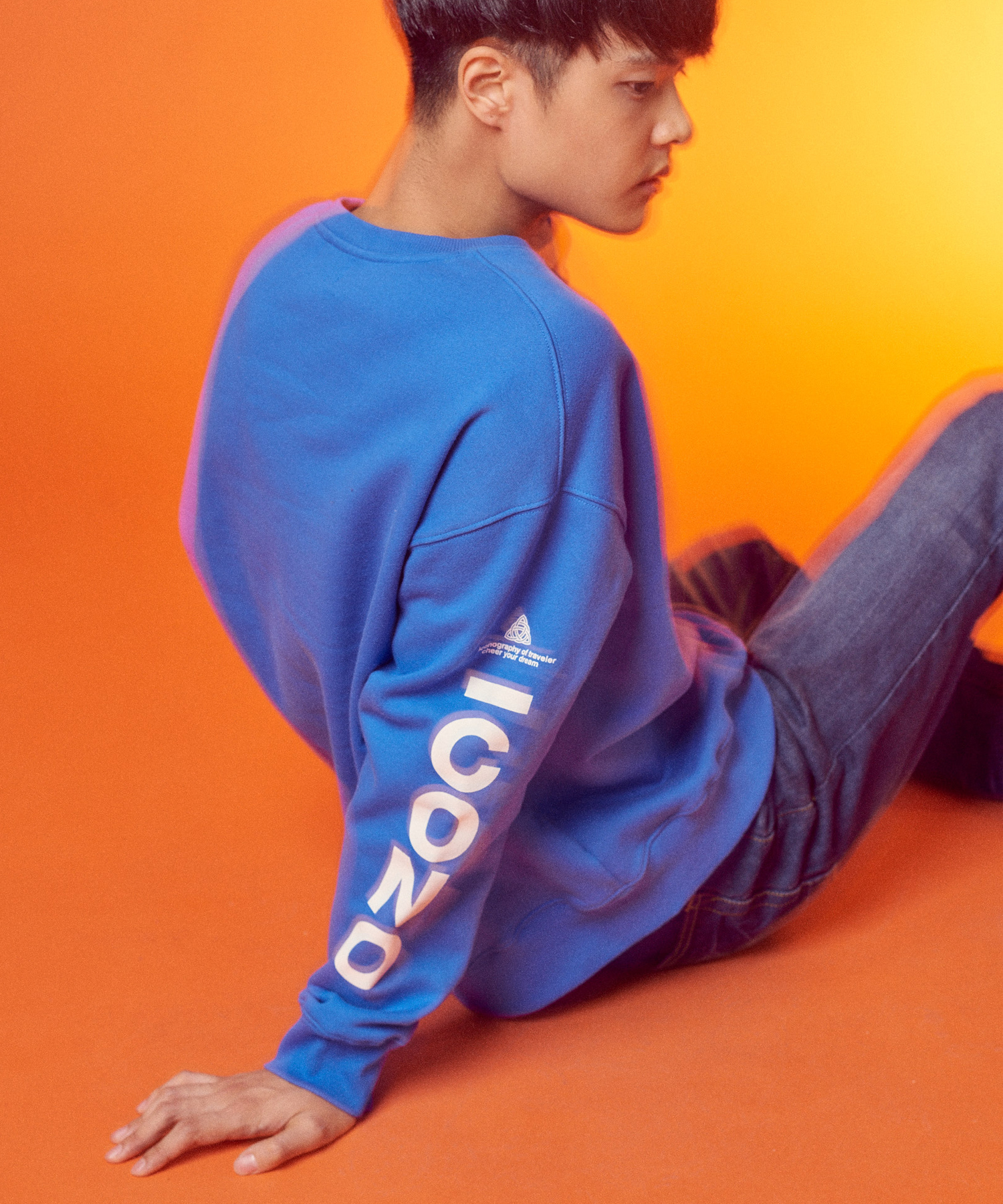 ICONO TRINITY 오버사이즈 기모 맨투맨