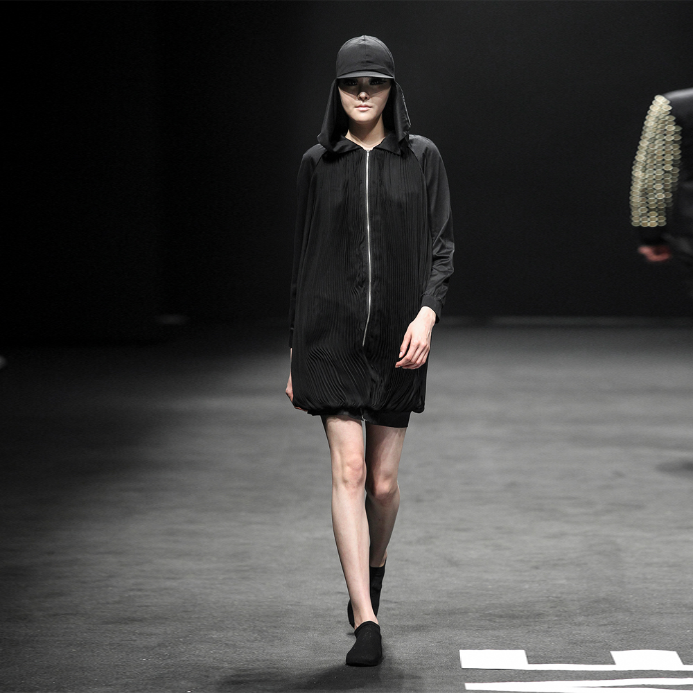 MOONKYOUNGLAE - ICONOGRAPHY(아이코노그라피) Pleats Long Cap Dress BK