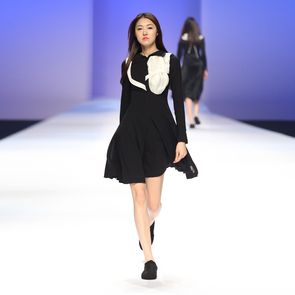 MOONKYOUNGAE Anatomy of art Exhibition 13