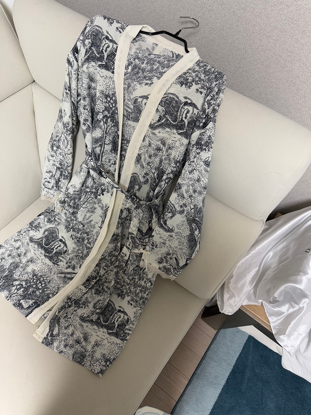 쥬도르3pc (2color)