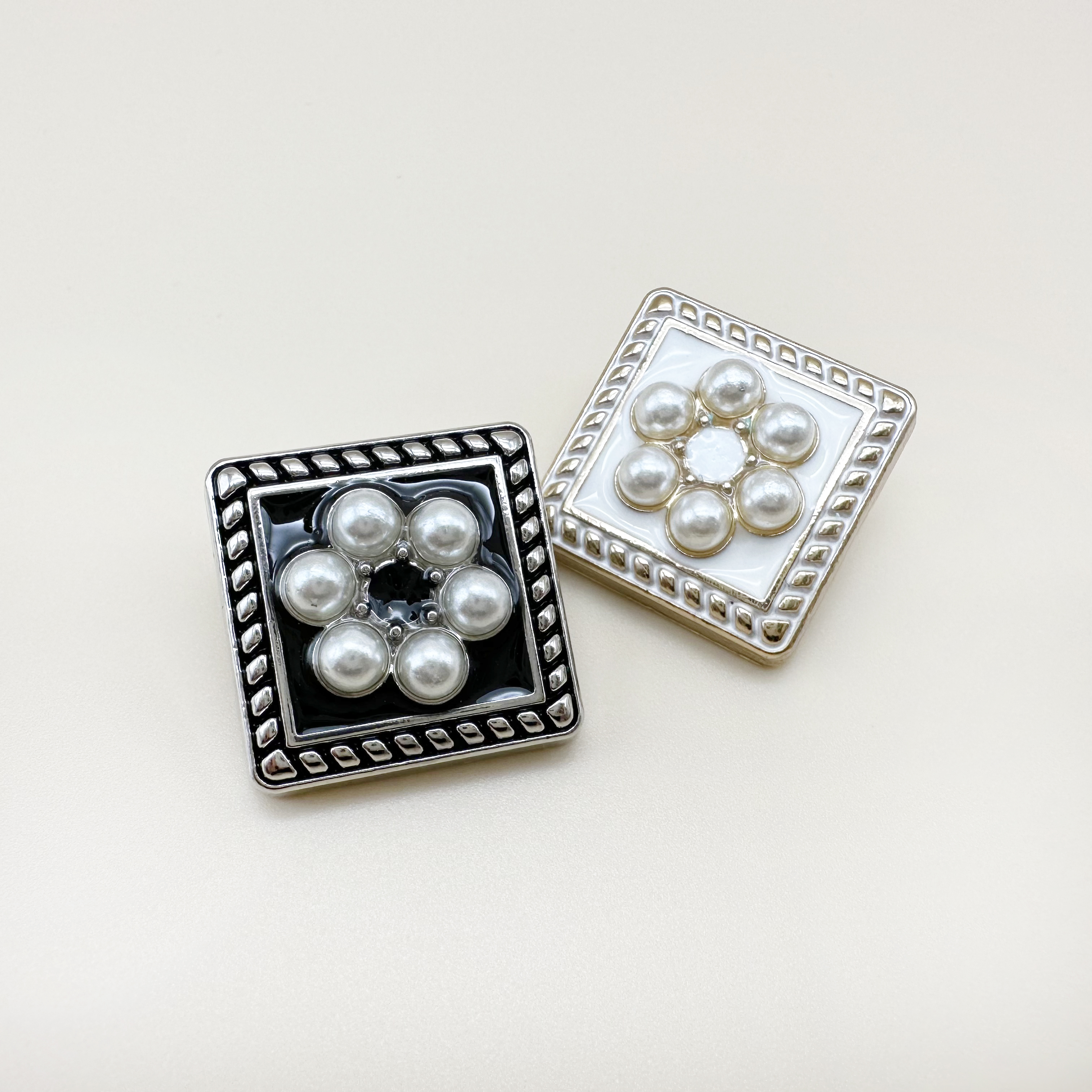 빈티지 사각 꽃 진주 금속 단추 14mm,17mm,19mm