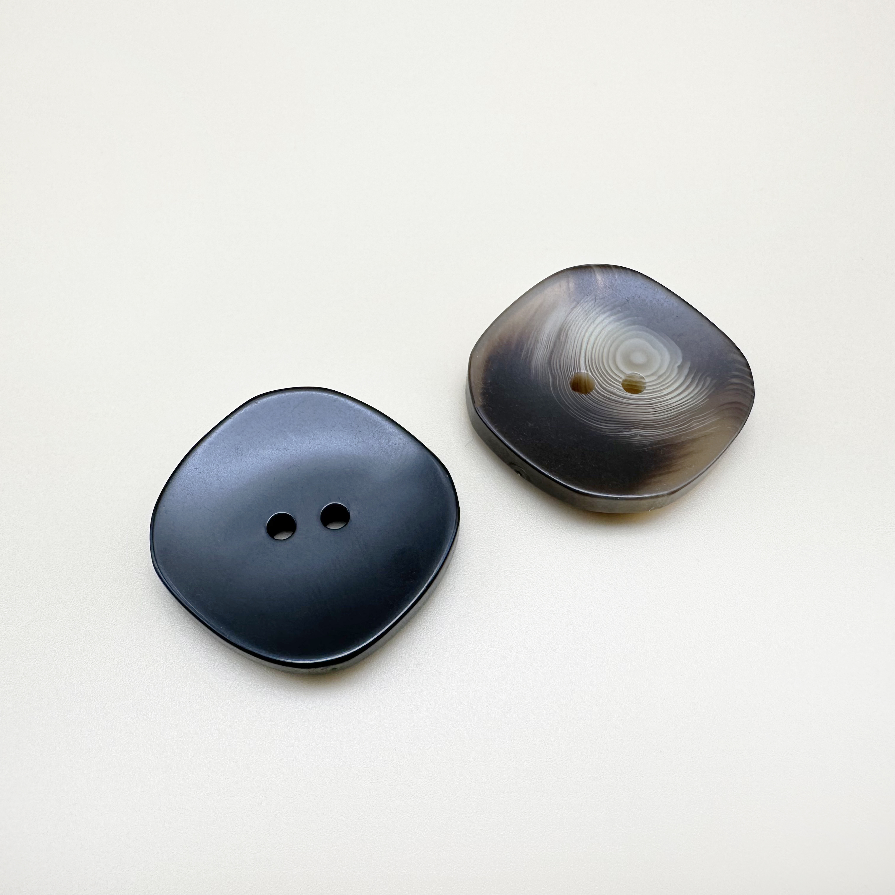 2구 네모 레진 단추 18mm,21mm,25mm,28mm,30mm
