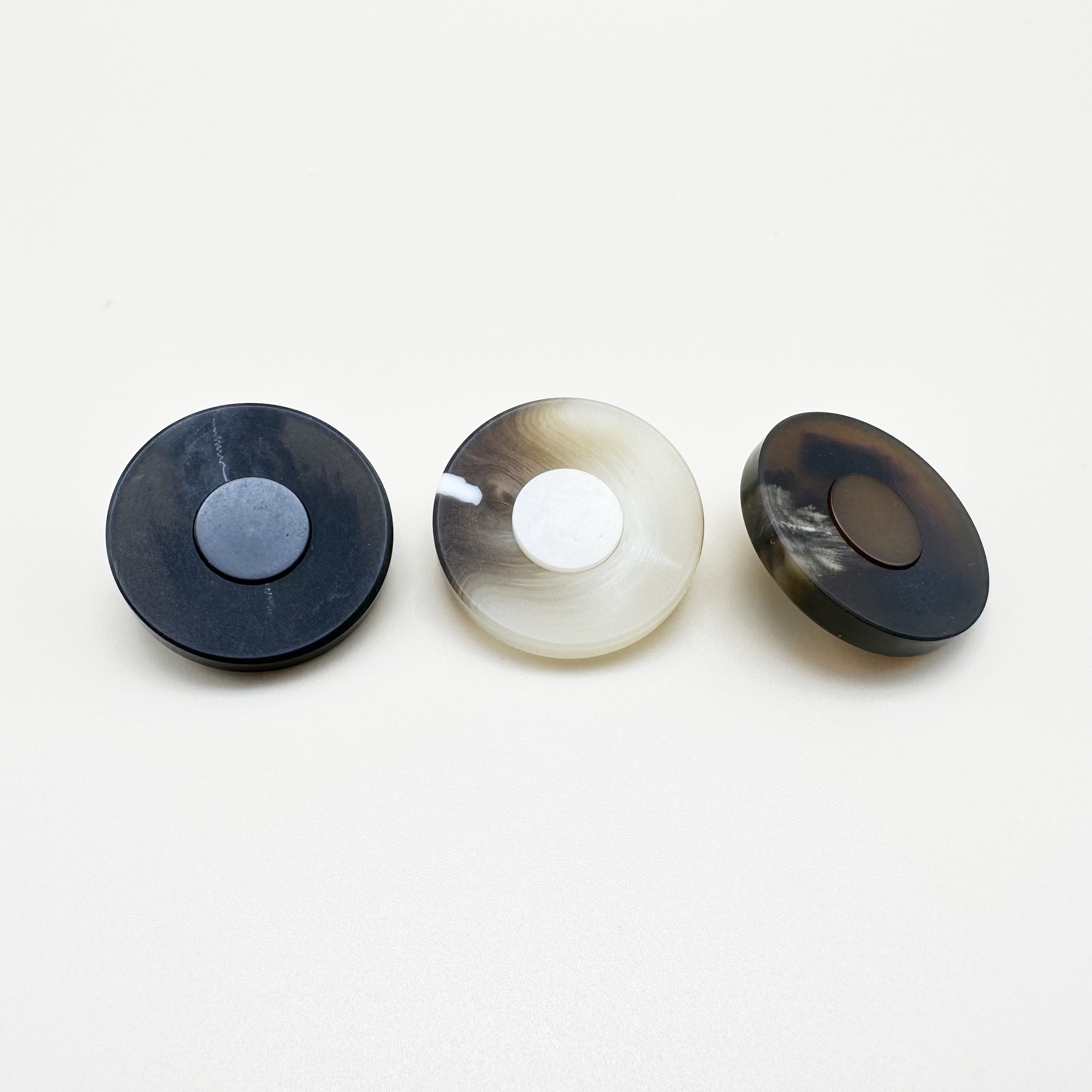 무광 반투명 원형 레진 단추 15mm,18mm,21mm,25mm,28mm