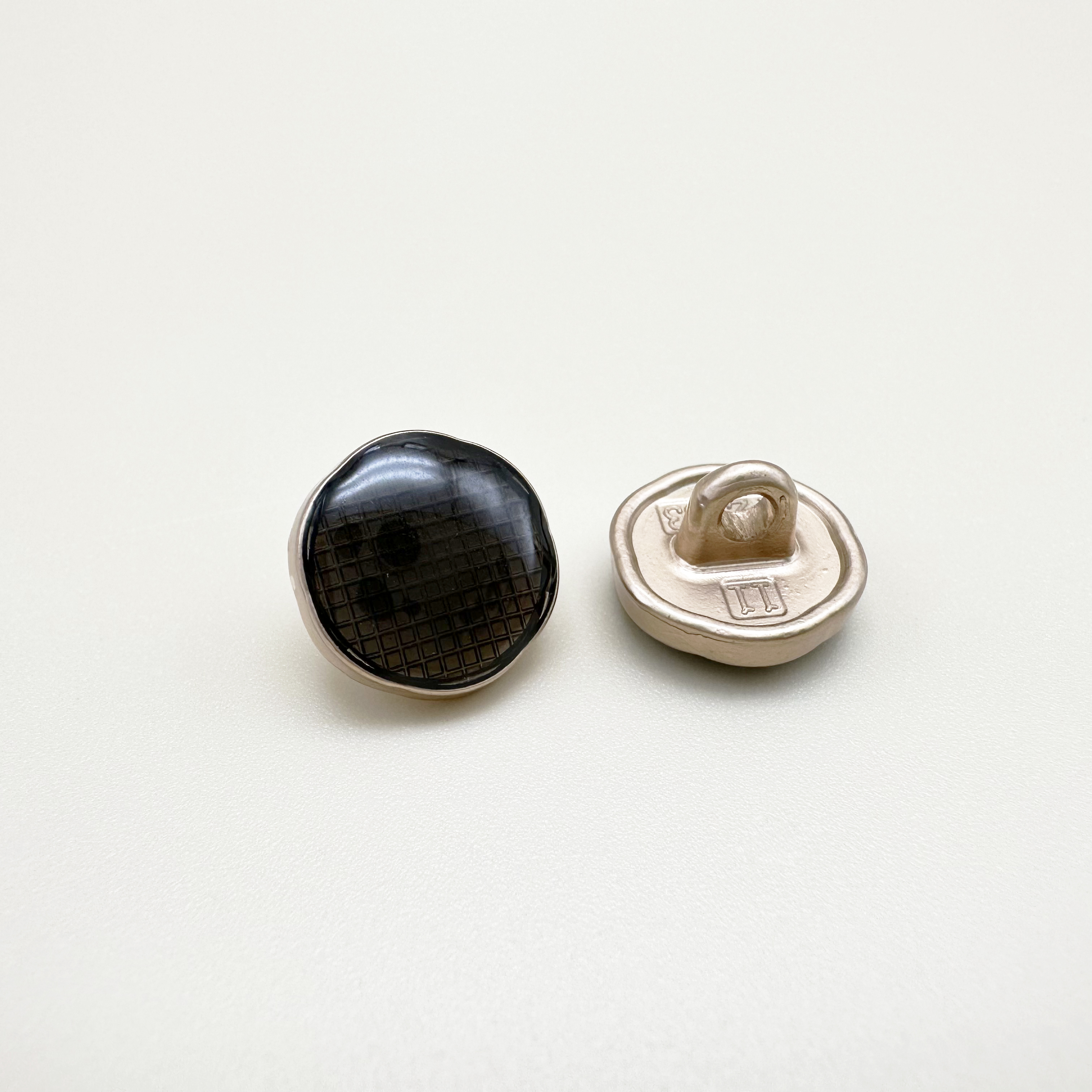 불규칙 금속단추 11mm