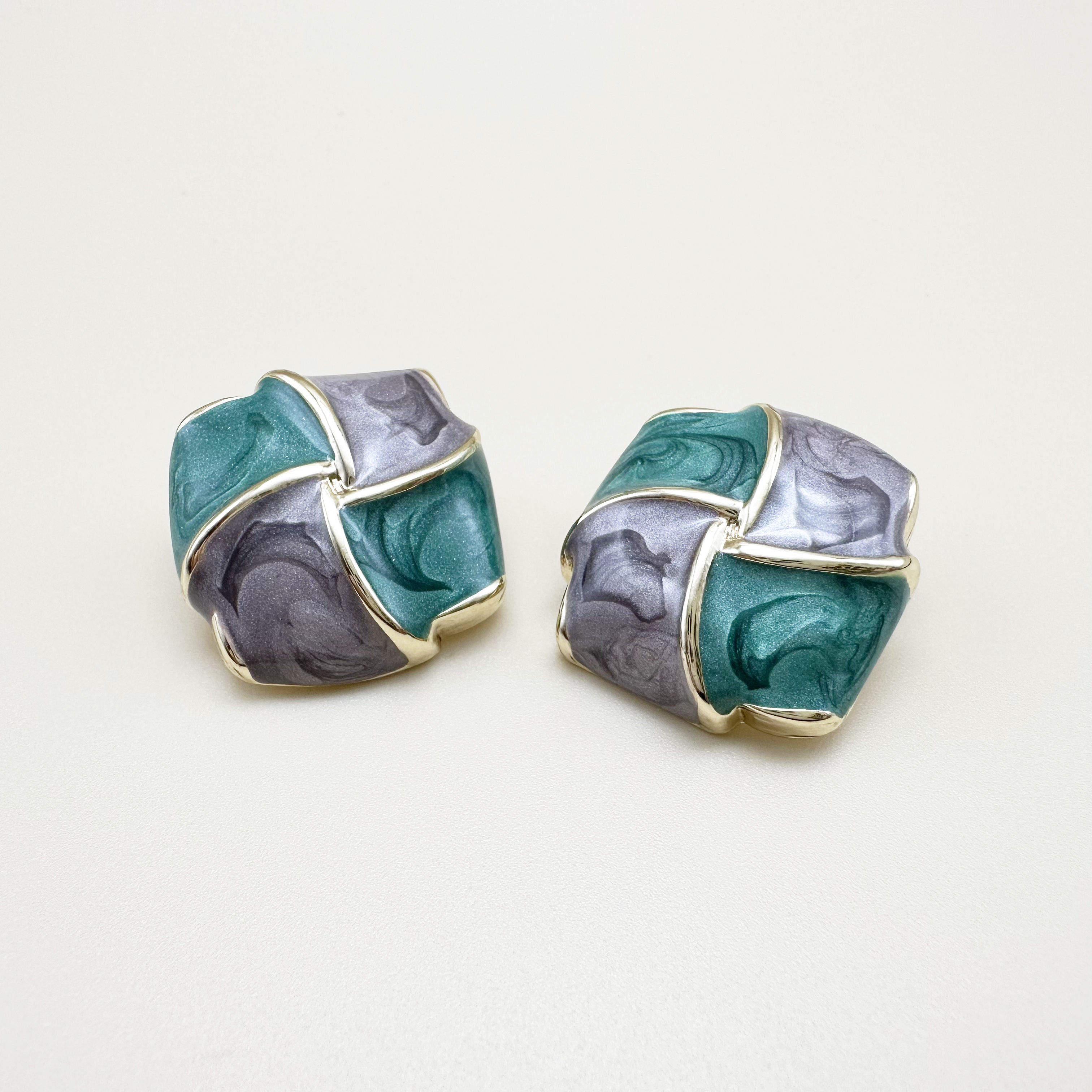 꼬임 네모 금속단추 20mm