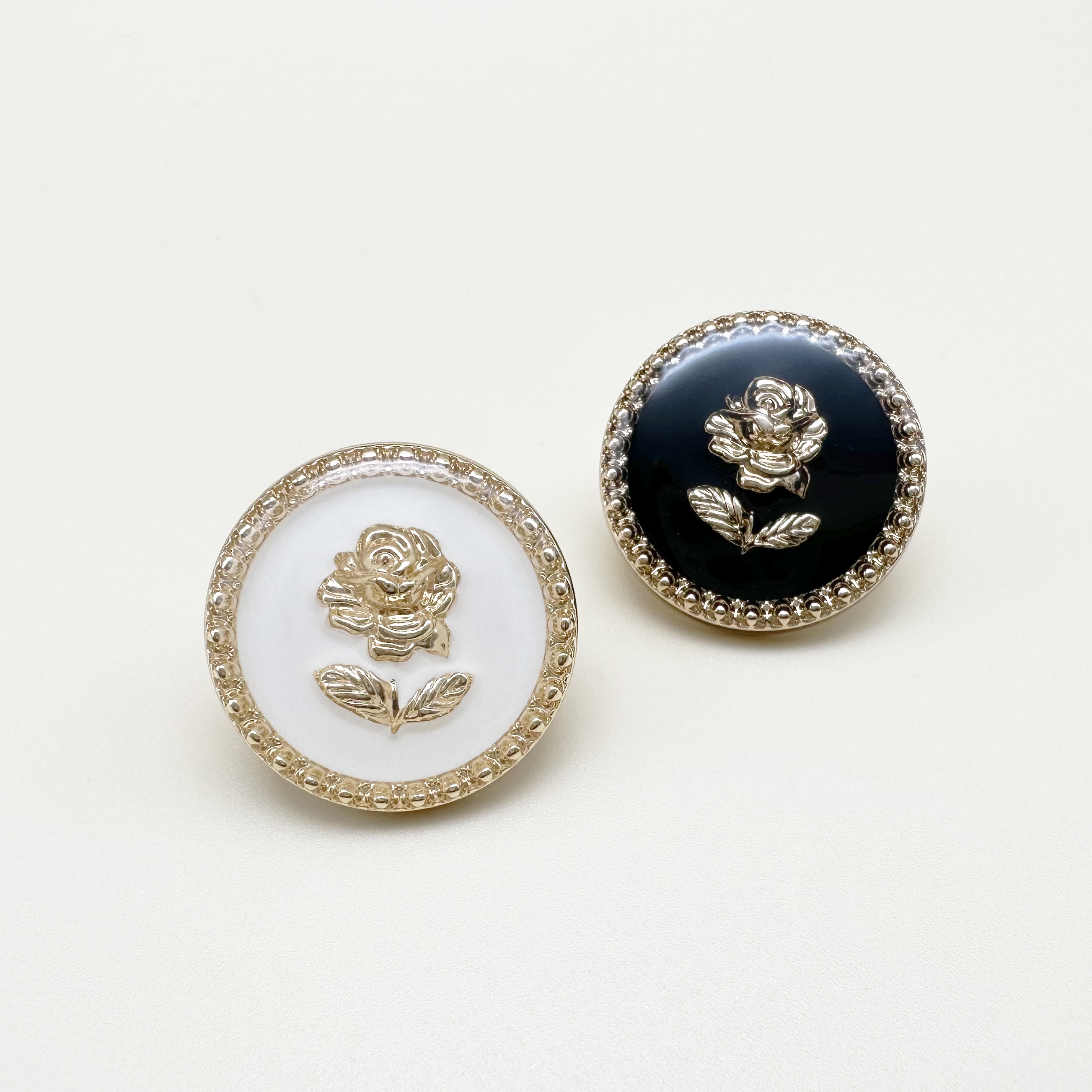 빈티지 장미 금속 18mm, 23mm