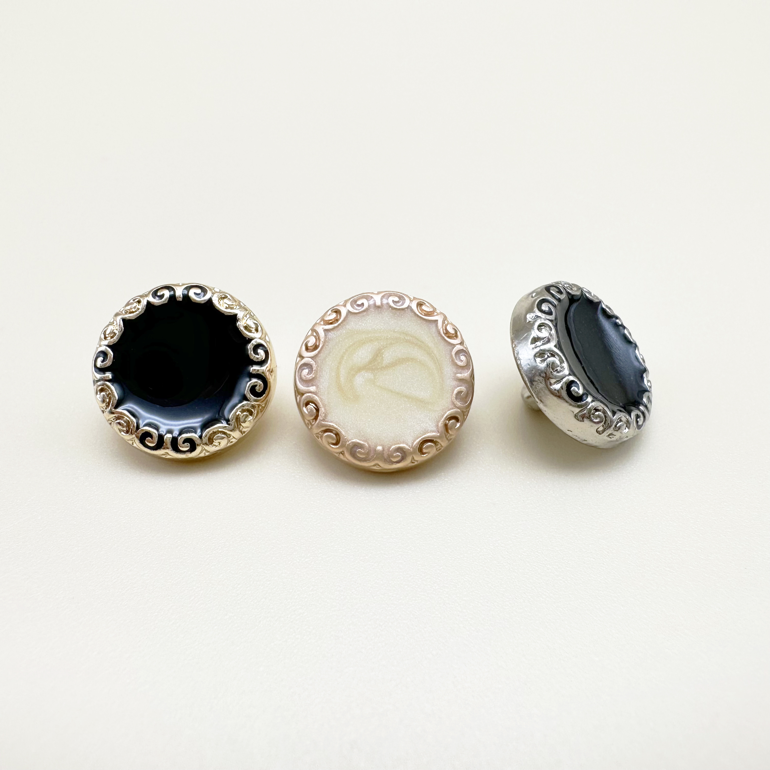 빈티지 원형 금속 단추 11.5mm