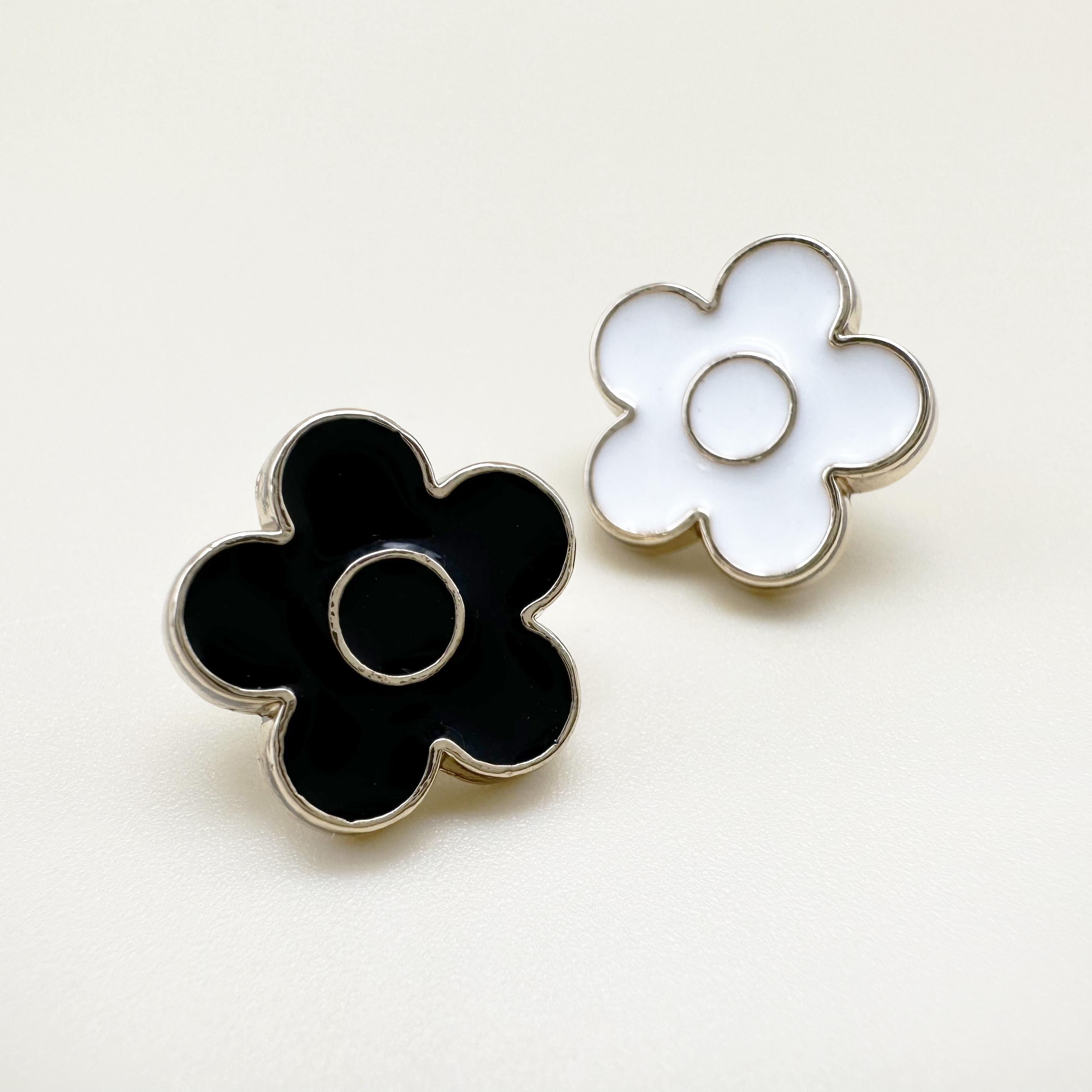 꽃모양 금속 단추 12mm
