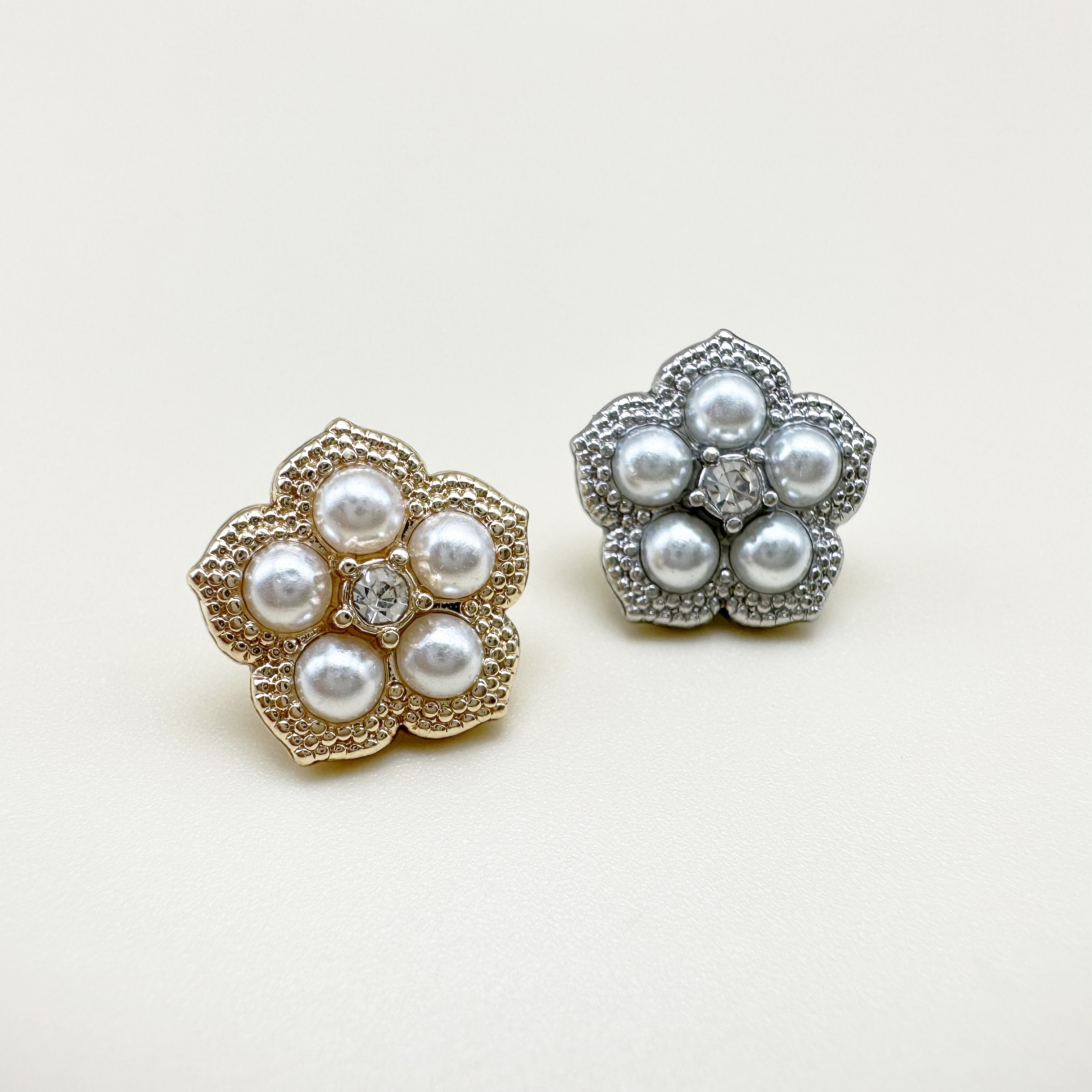 꽃모양 진주 금속단추 11.5mm
