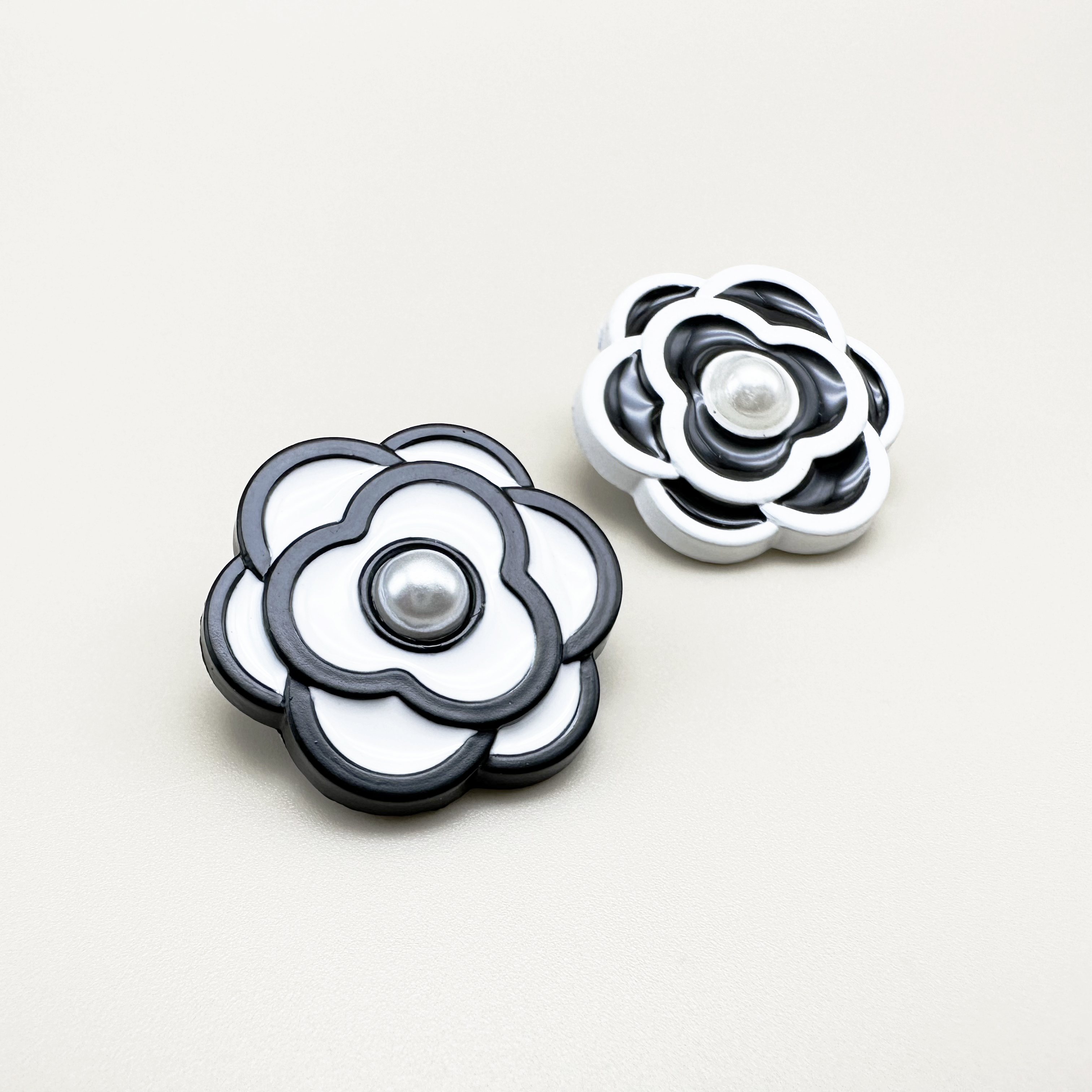 진주 꽃모양 금속 단추 17mm,22mm