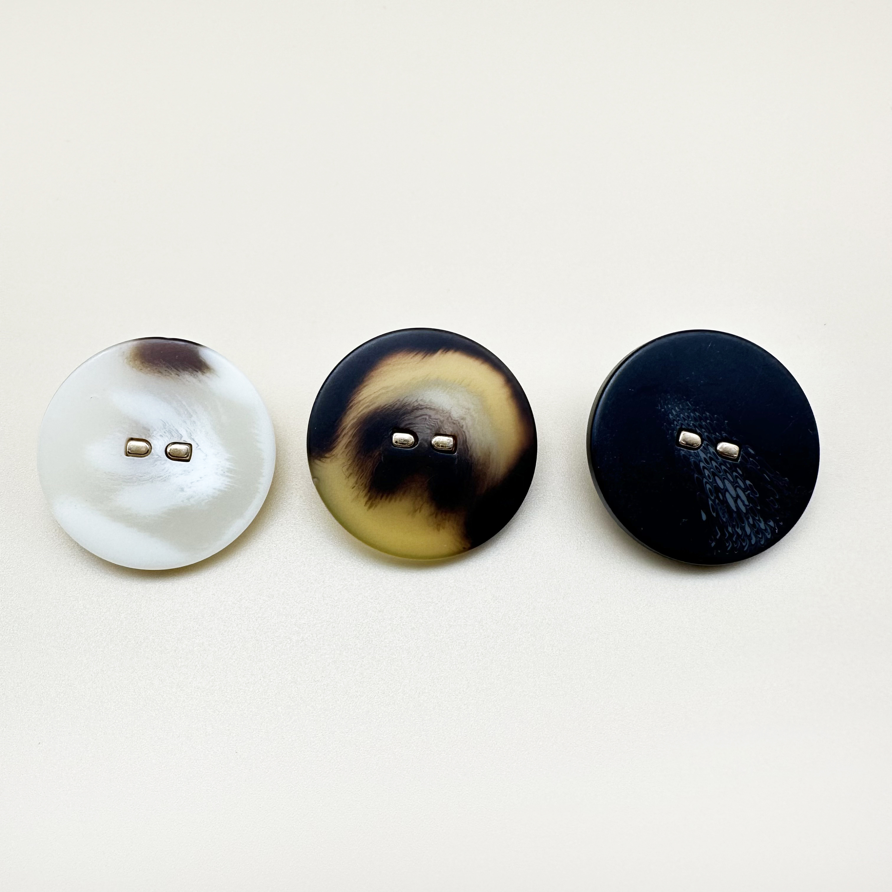 유니크 무늬 원형 레진 단추 15mm,18mm,21mm,25mm,28mm