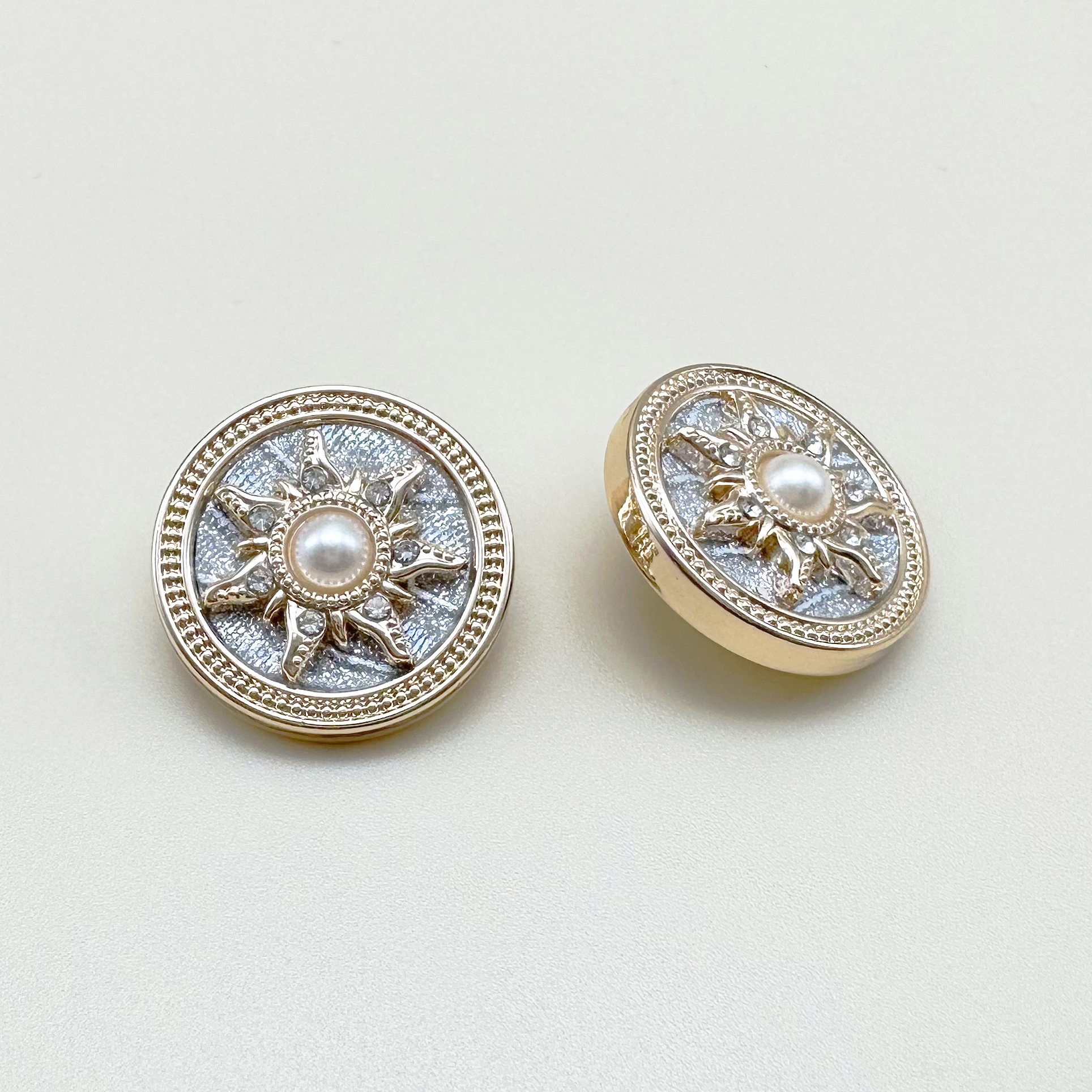 플라워 진주 큐빅 원형 금속단추 18mm, 23mm, 25mm