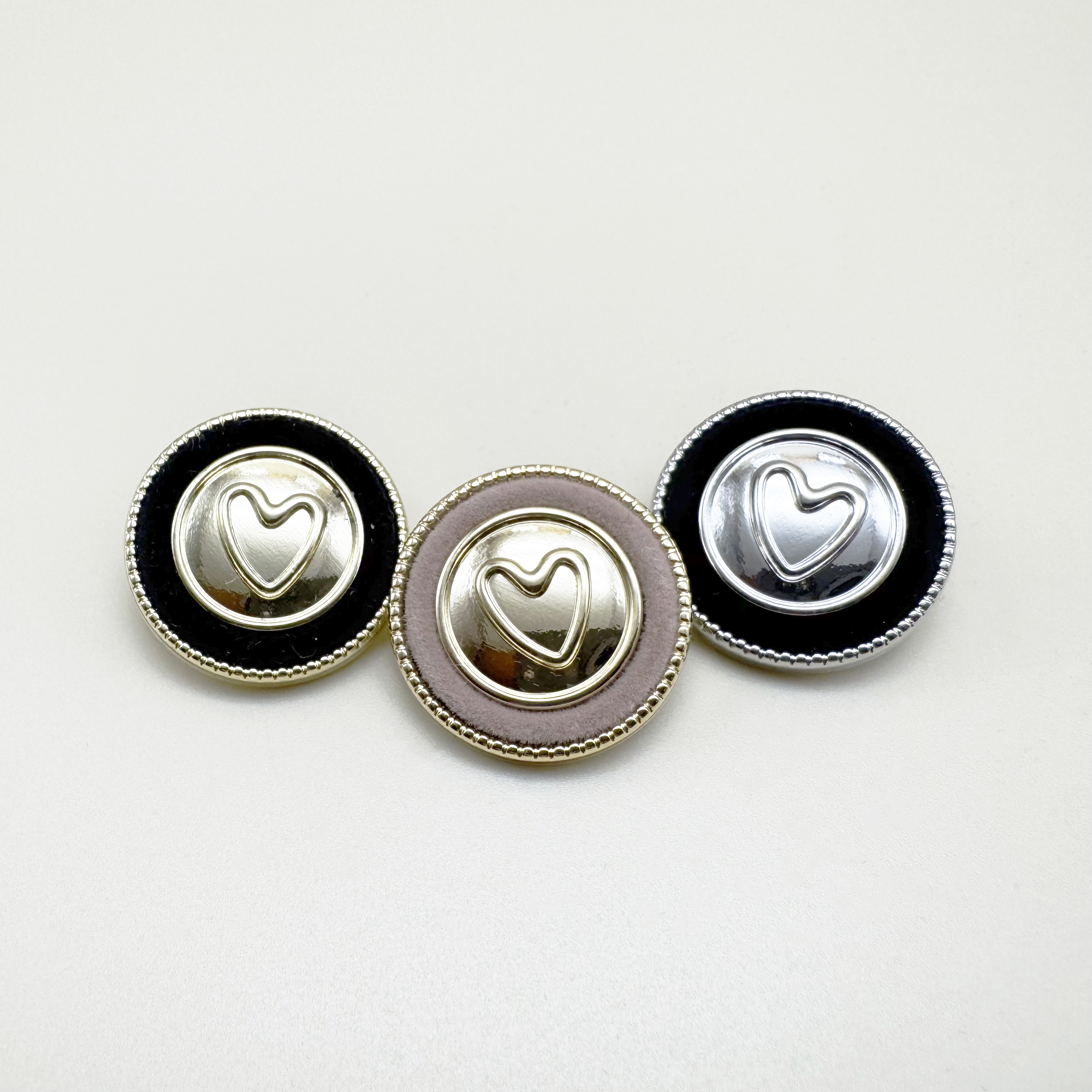 벨벳 패브릭 하트 원형 금속단추 18mm,20mm,23mm