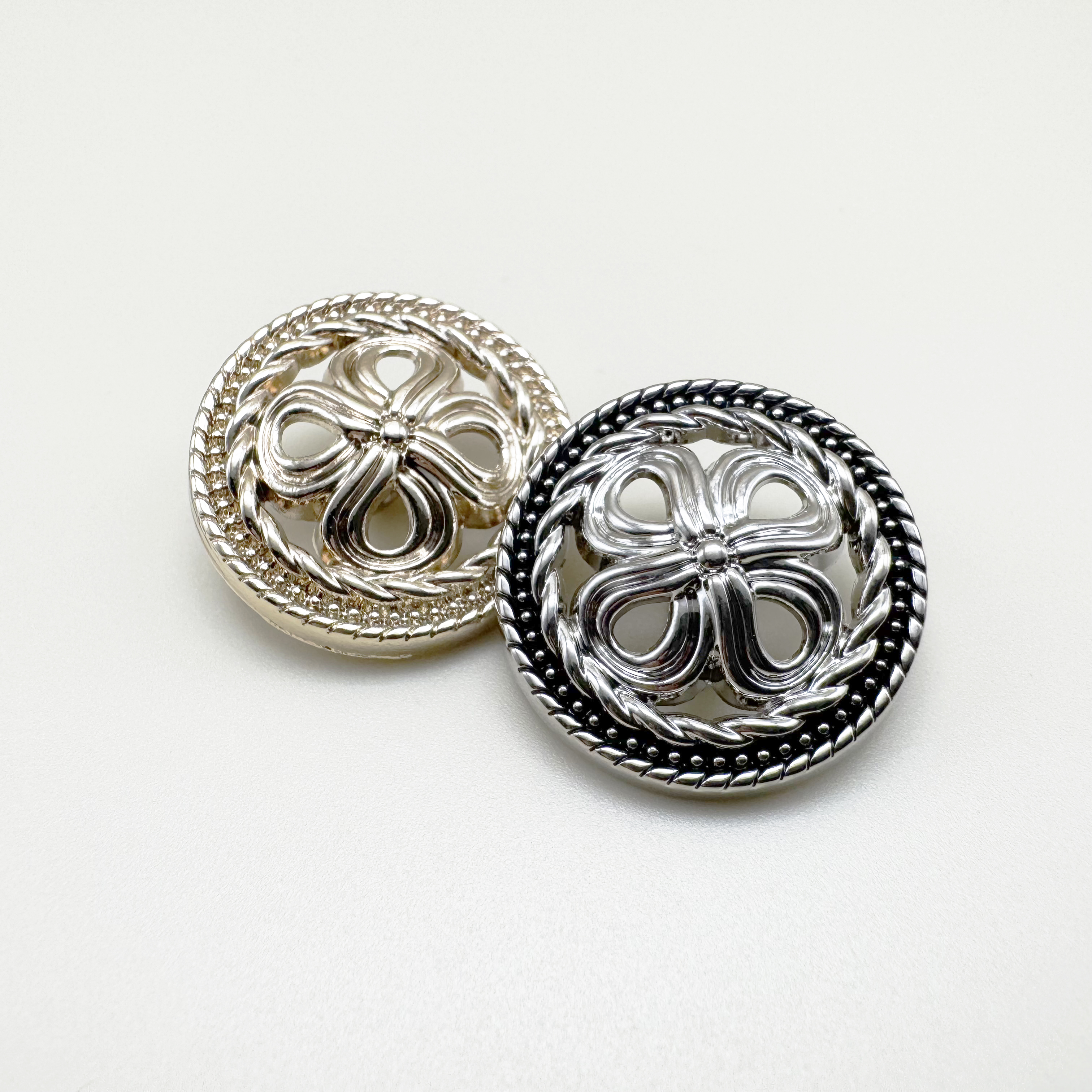 빈티지 원형 크로바 금속단추 18mm,23mm