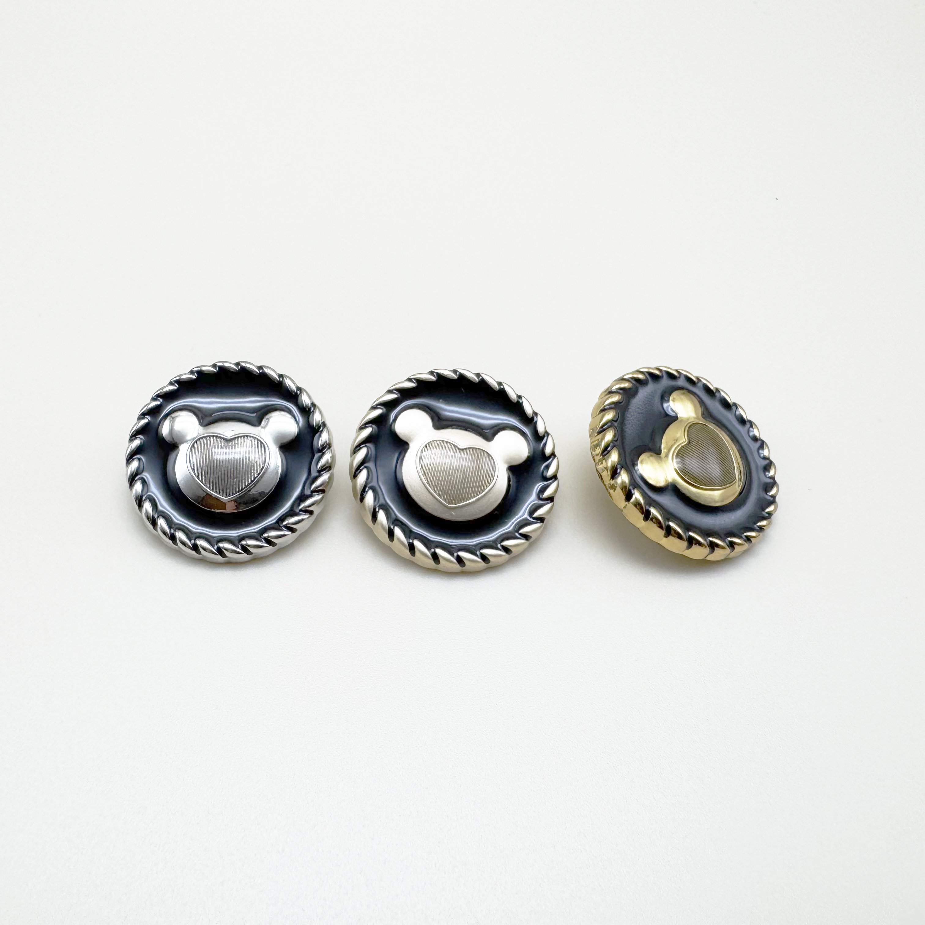 베어 입체 귀여운 곰돌이 원형 금속단추 18mm,23mm