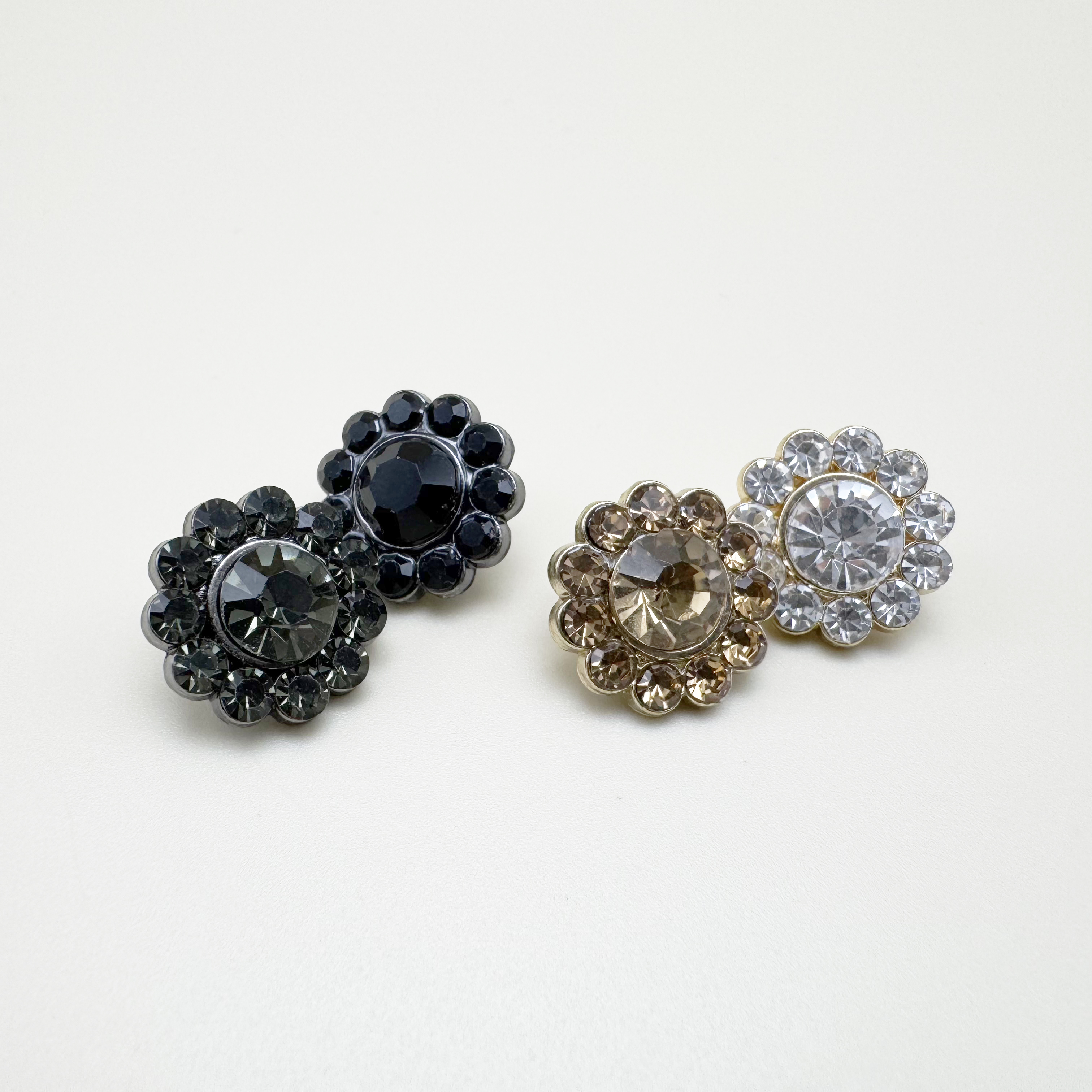 큐빅 꽃모양 금속단추 12mm,15mm