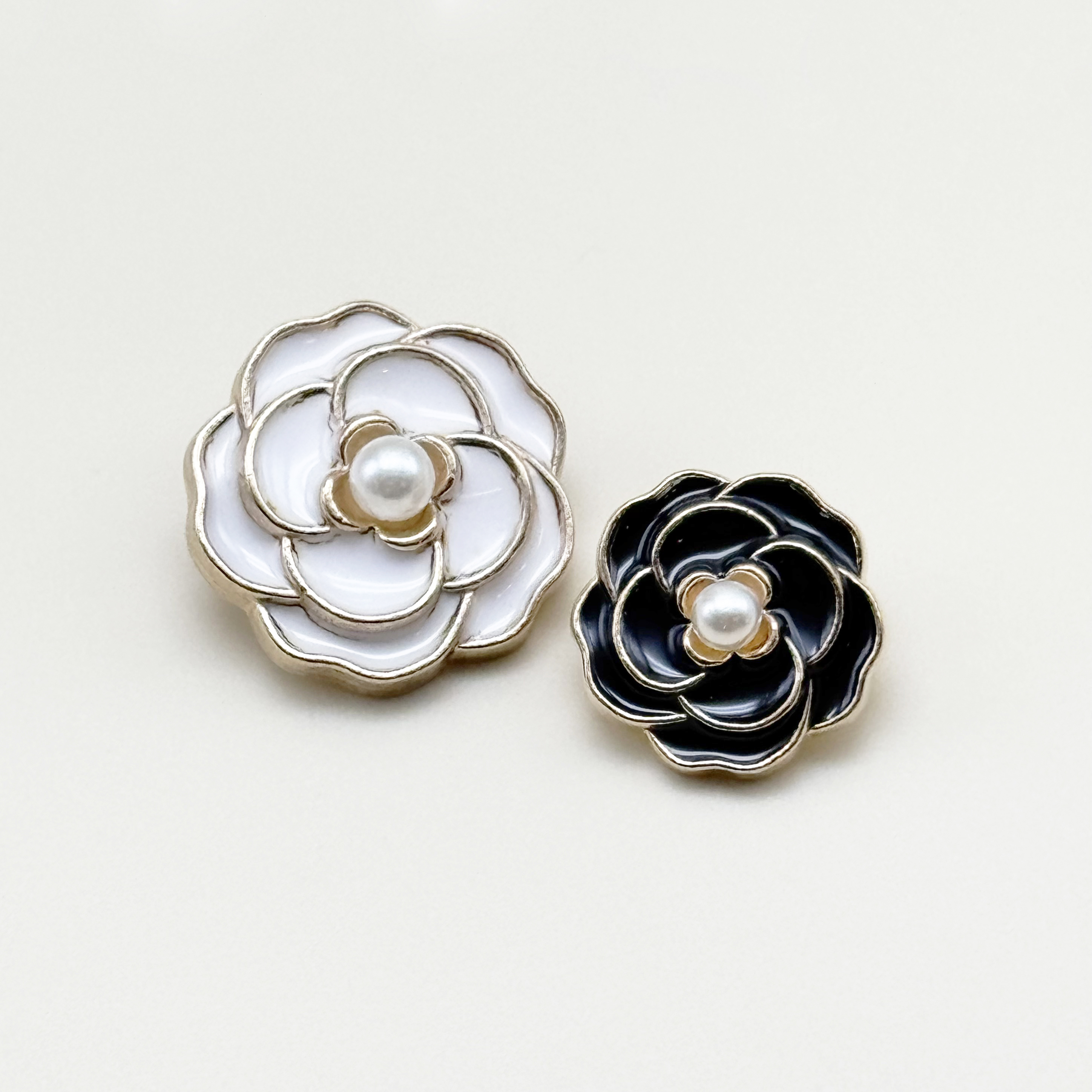 동백꽃 진주 금속단추 18mm,22mm