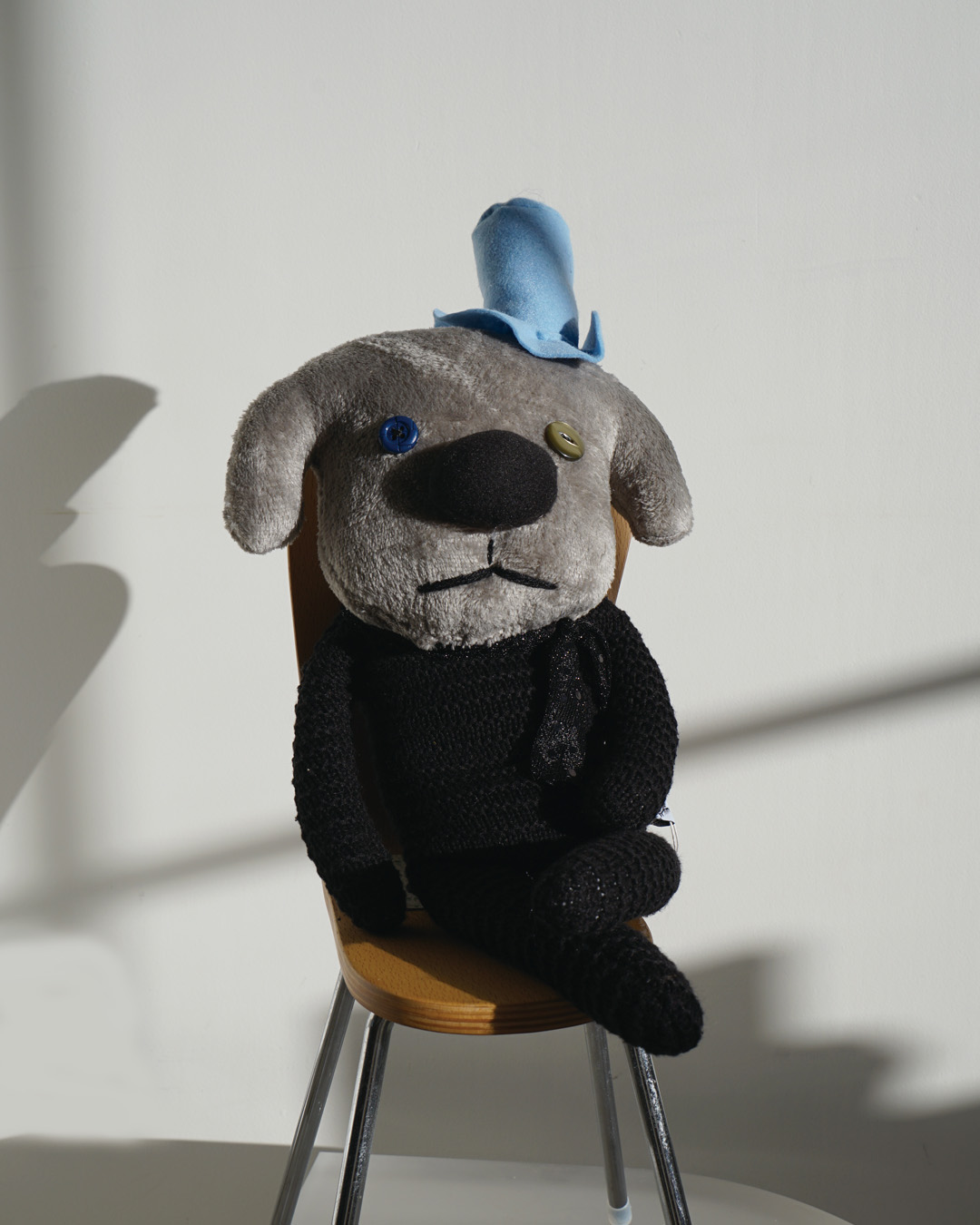 [Bobby Dazzler] Dressed up