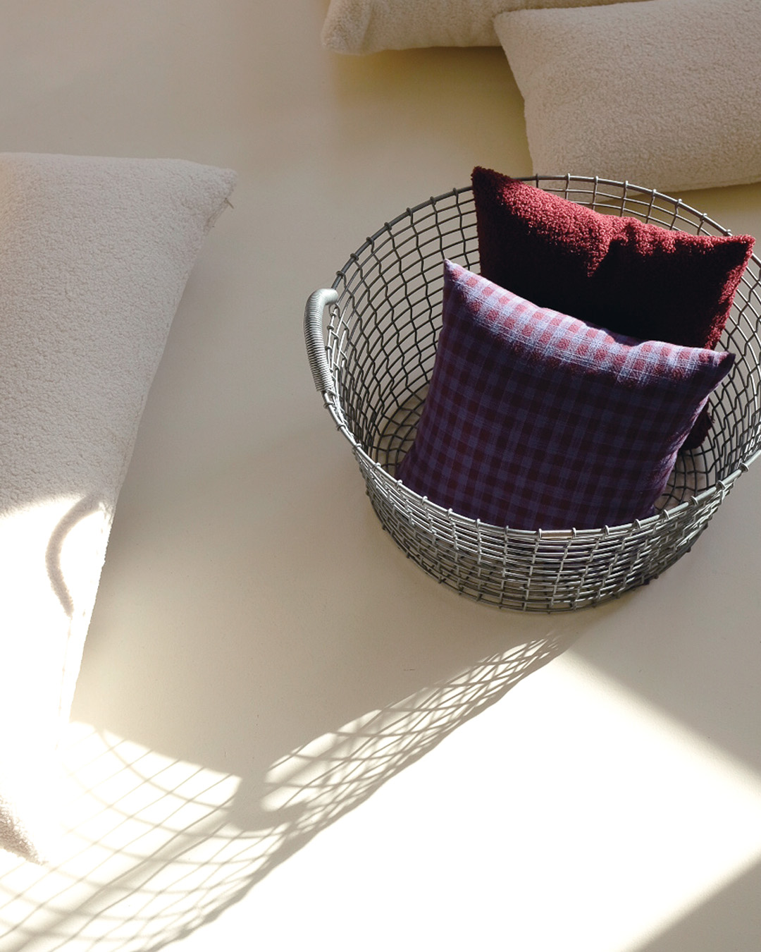 Bouclé Bouclé cushion