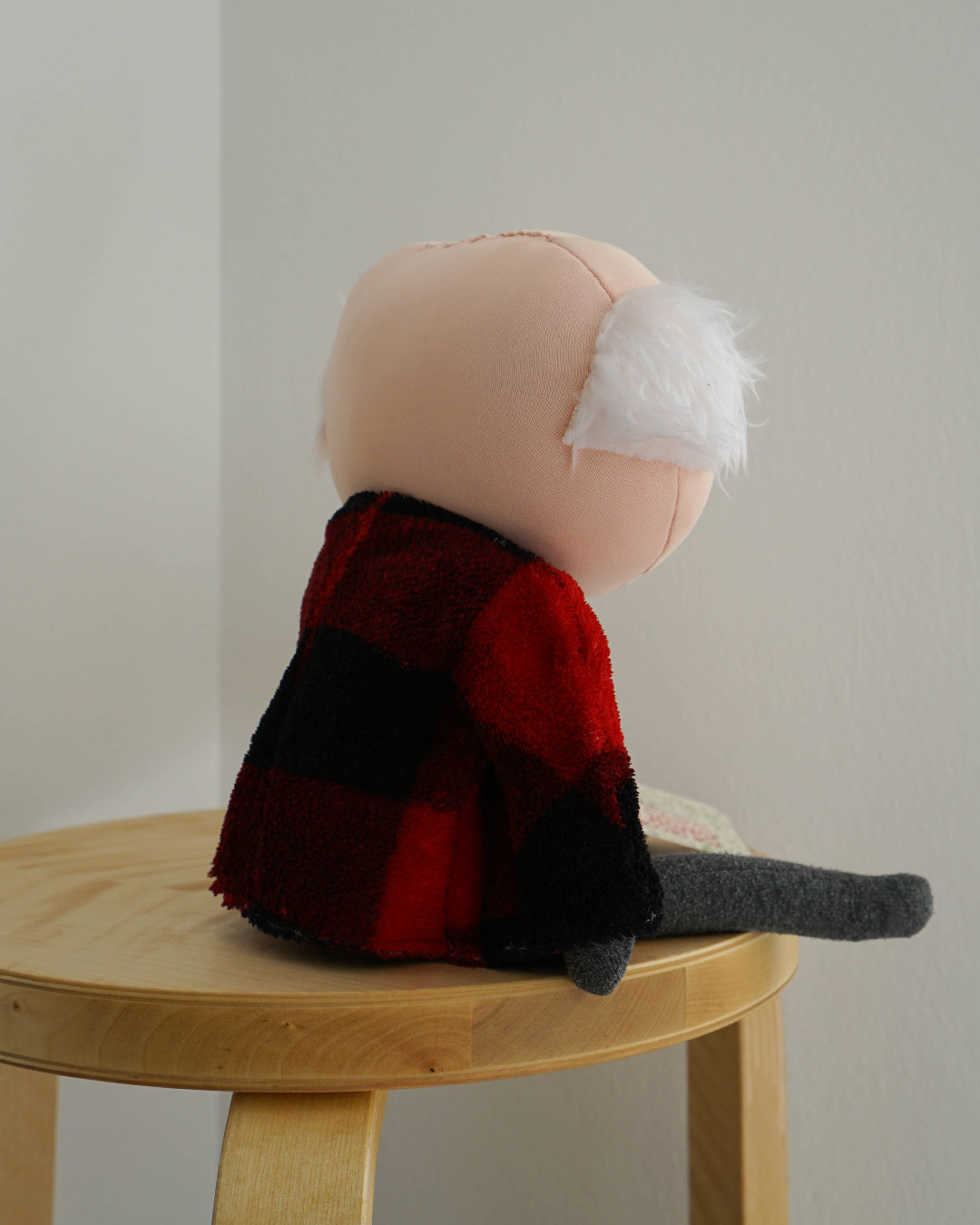 [Bobby Dazzler] Dressed up