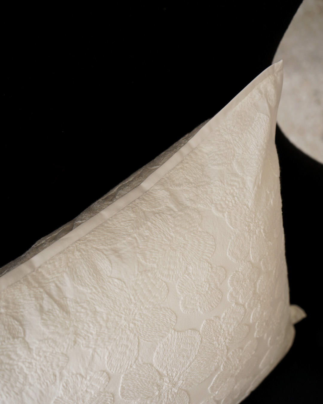 lace cushion
