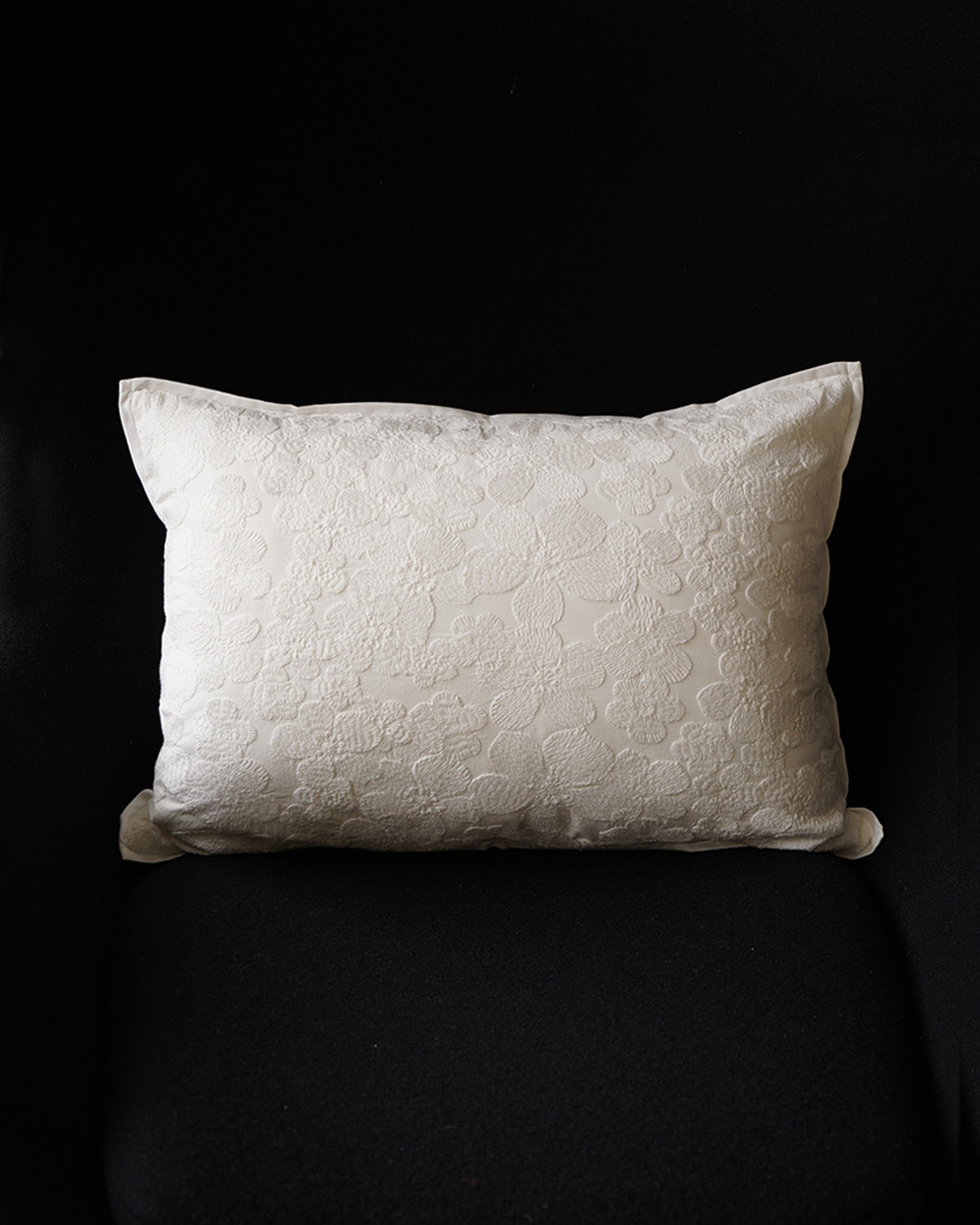 lace cushion