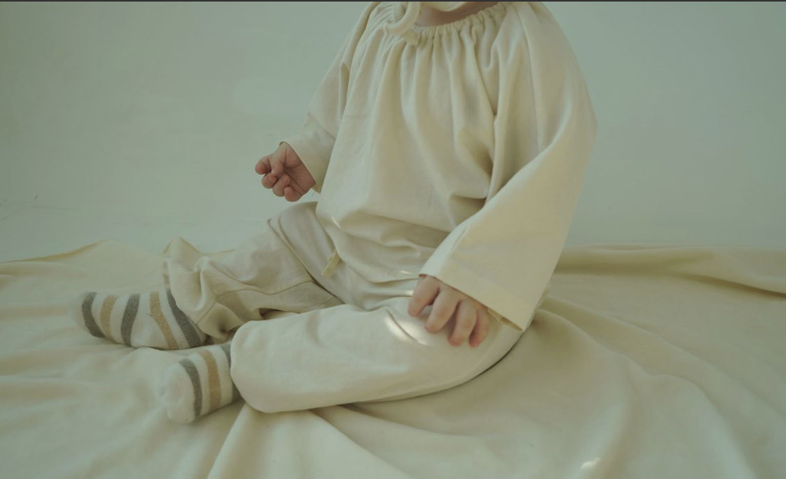 Daisy Shirring set up - Natural