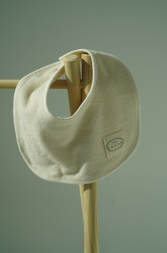 Organic round bib - cream
