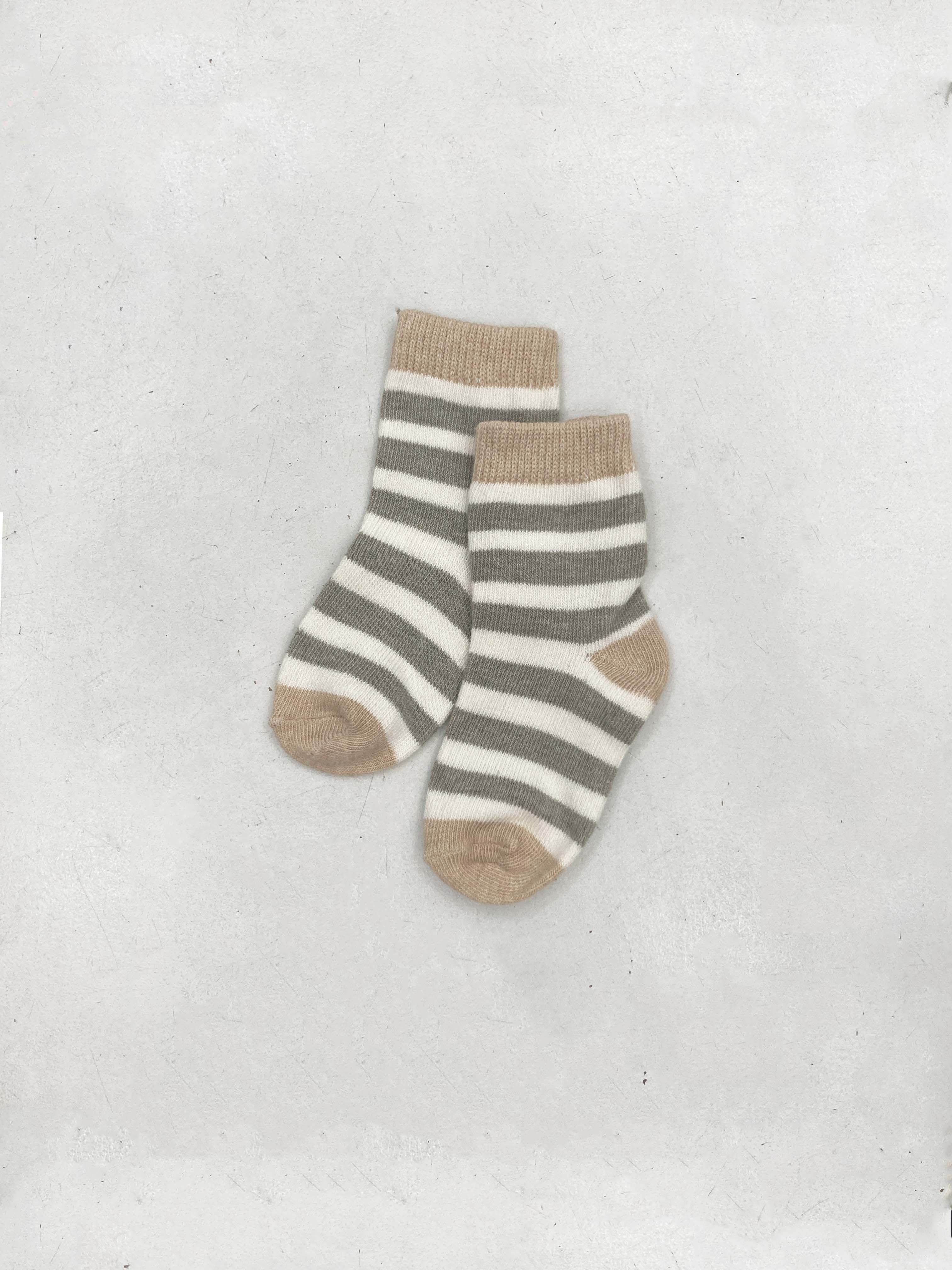 Colored organic striped socks