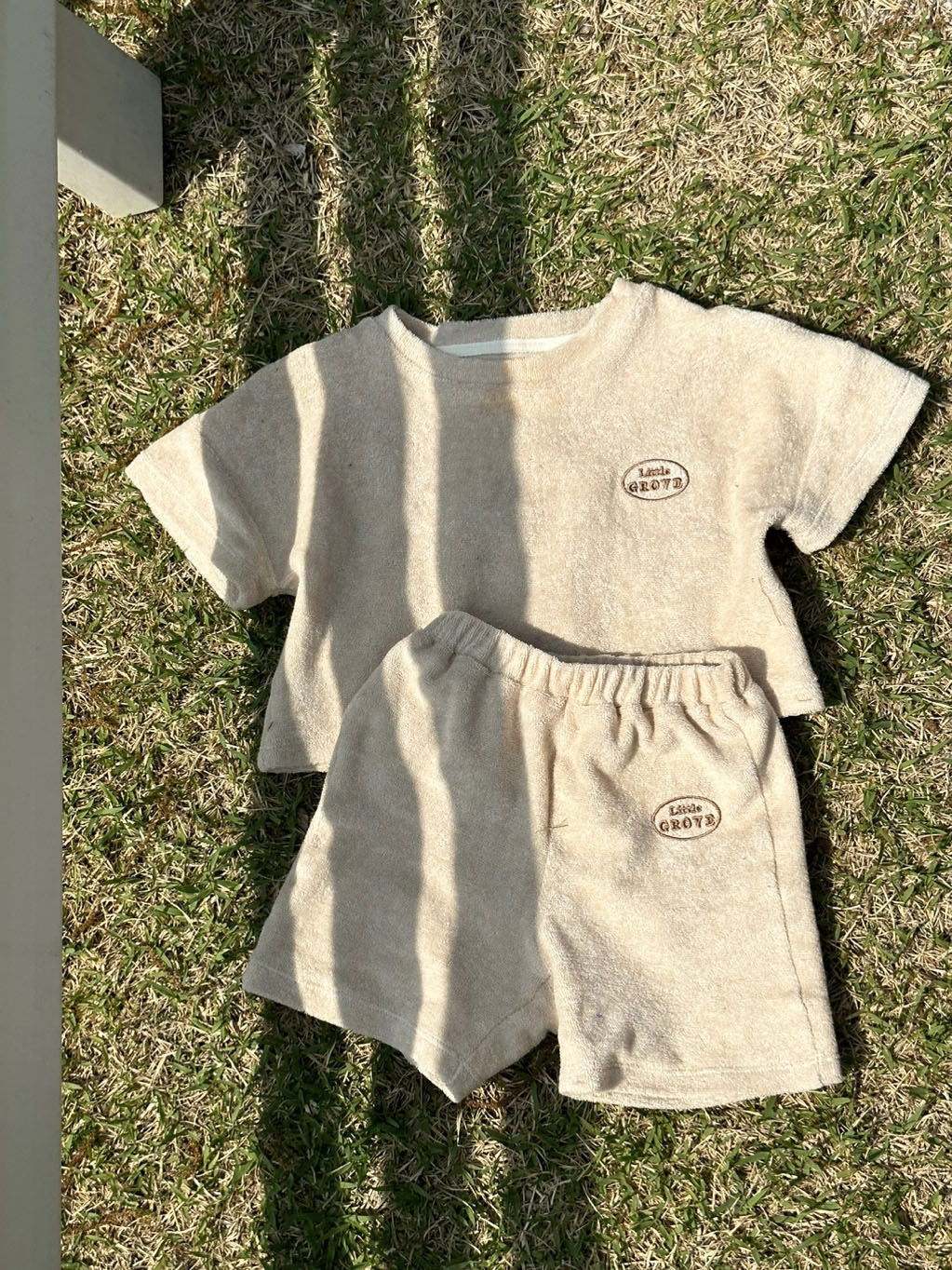 Organic towel logo tee