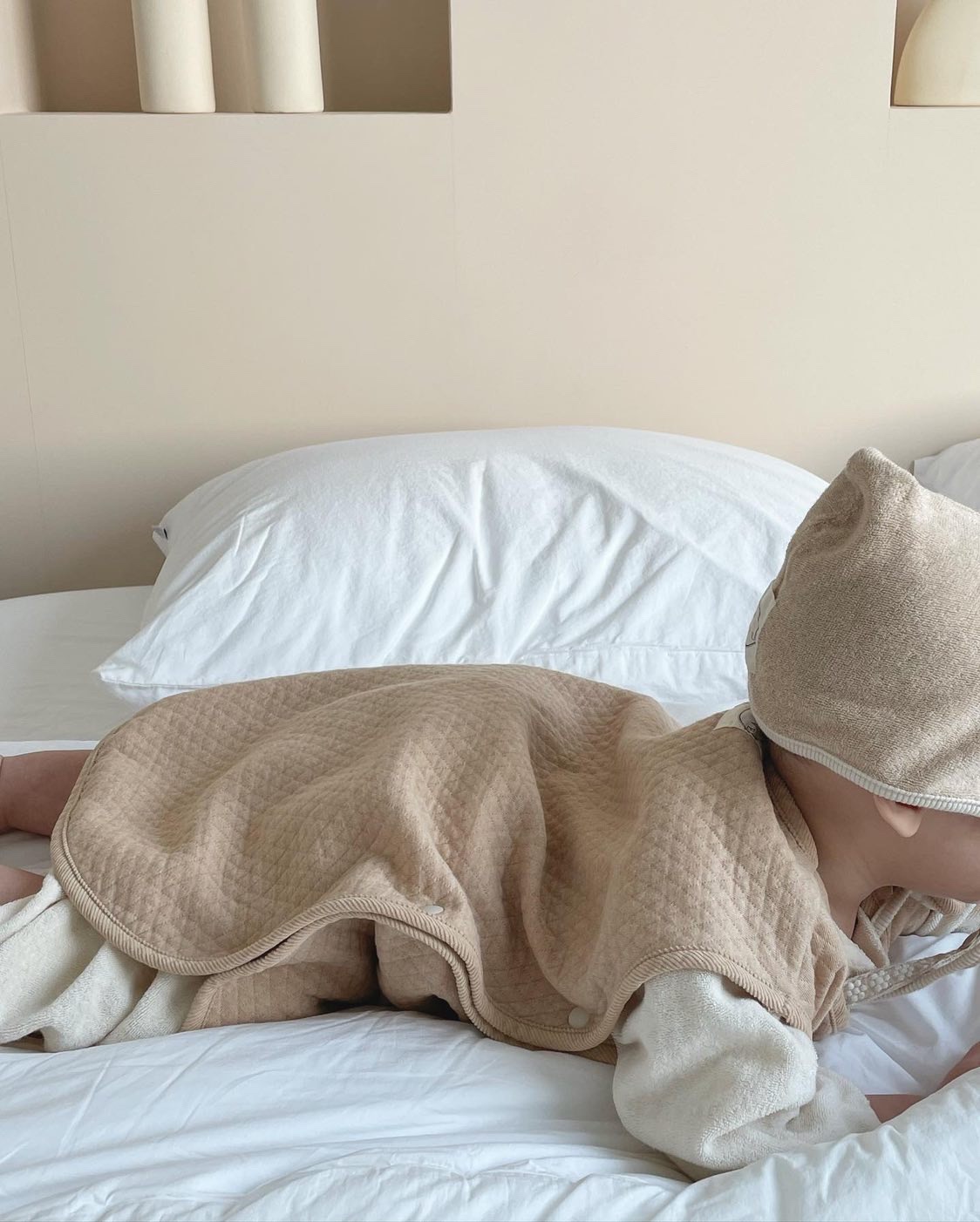 Luna Organic Sleeping Vest - Beige