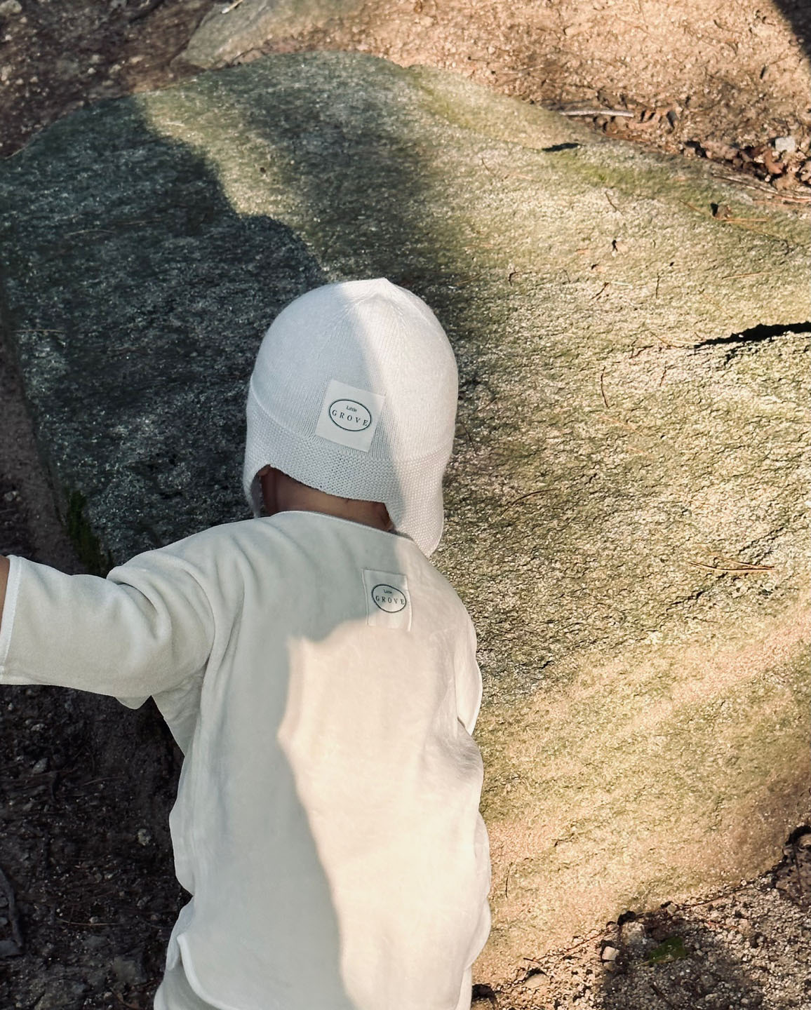 Chestnut Ear Flap Hat - melange cream