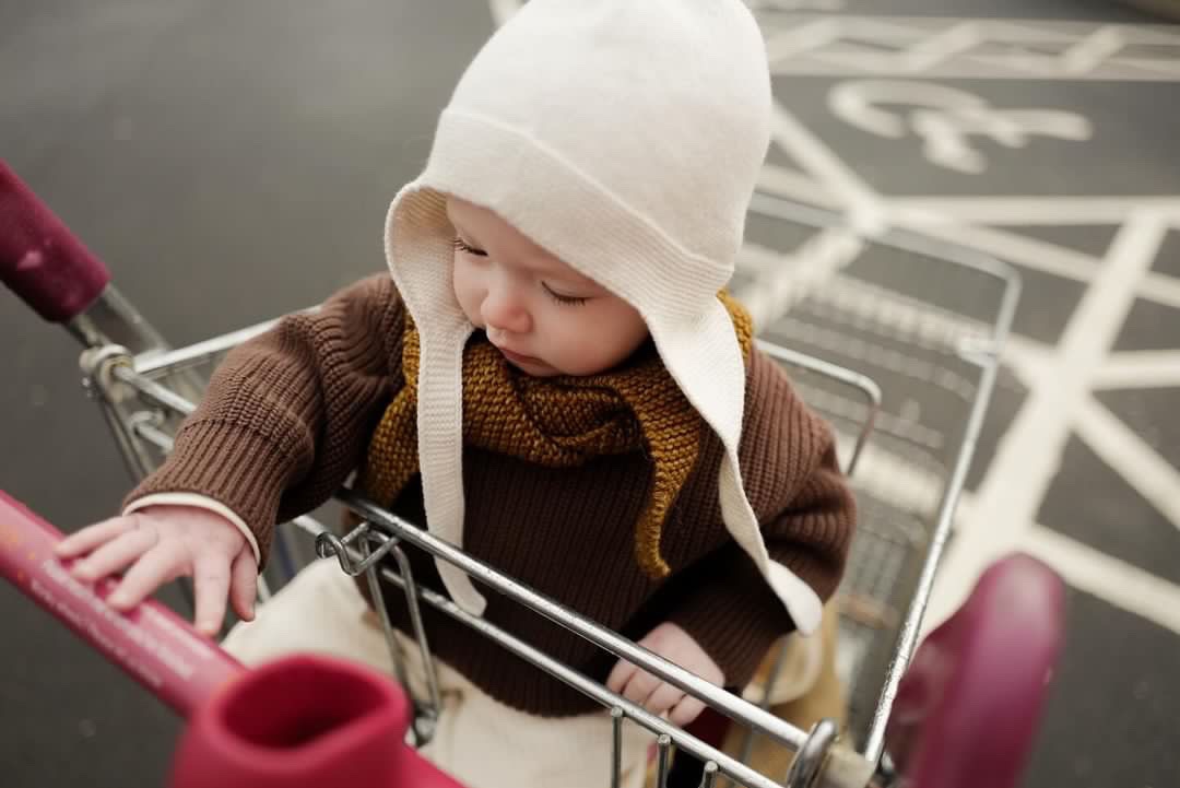 Chestnut Ear Flap Hat - melange cream