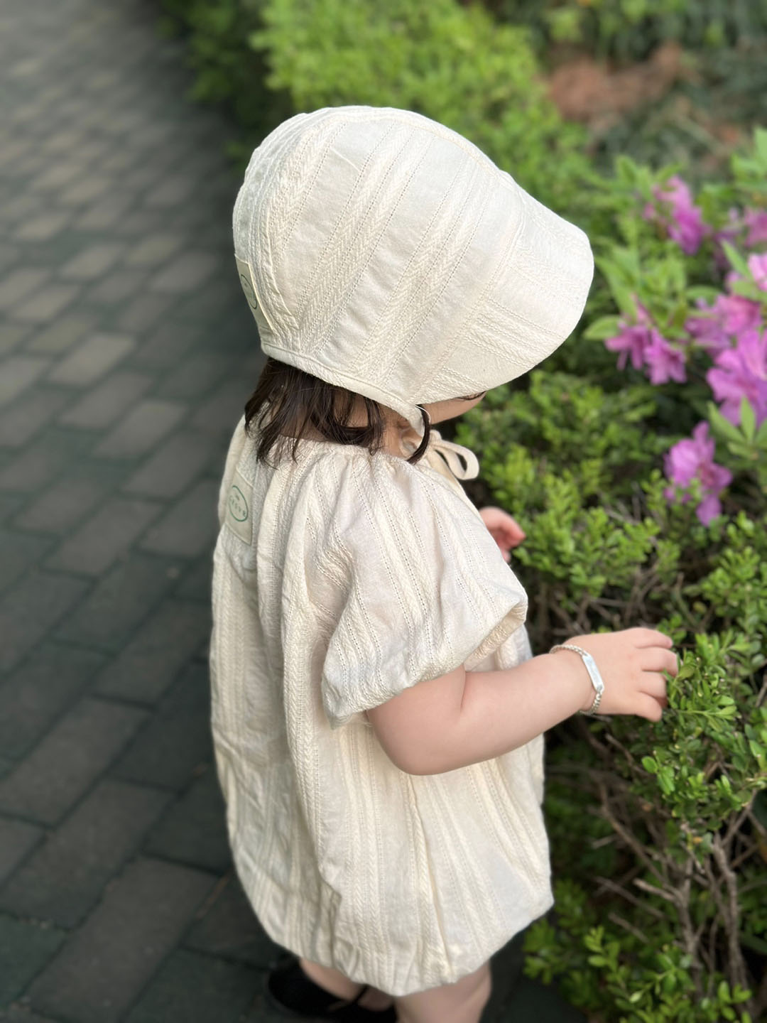 Embroideried Cotton Bonnet - Vanilla