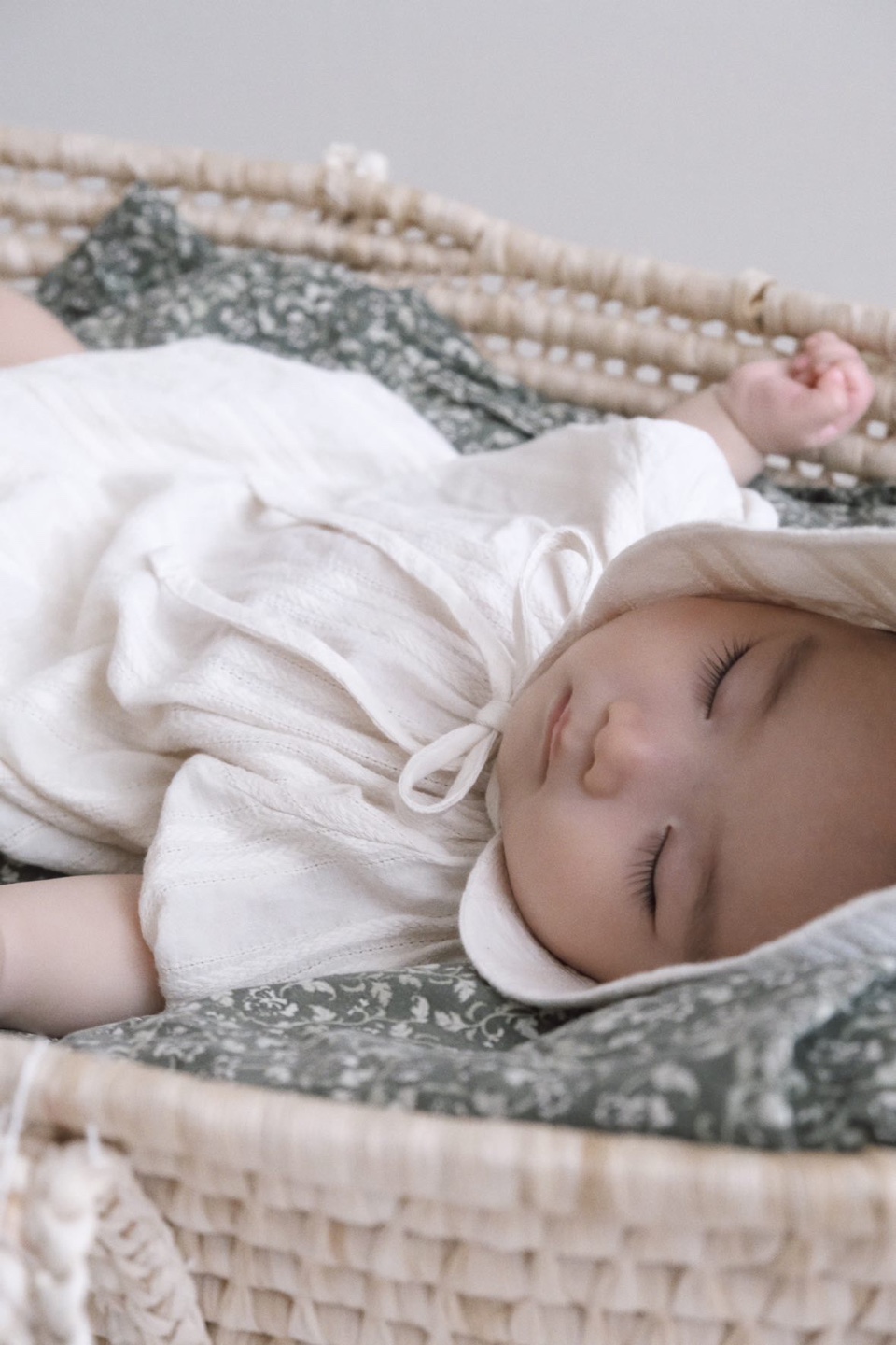 Embroideried Cotton Bonnet - Vanilla
