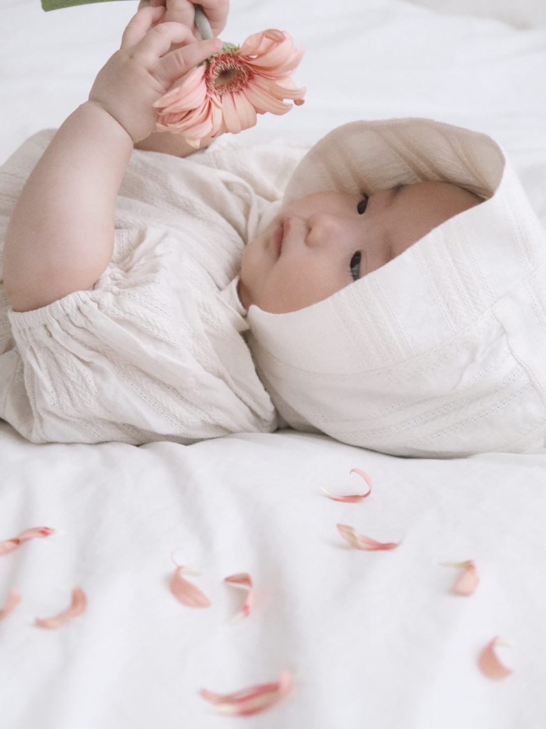 Embroideried Cotton Bonnet - Vanilla