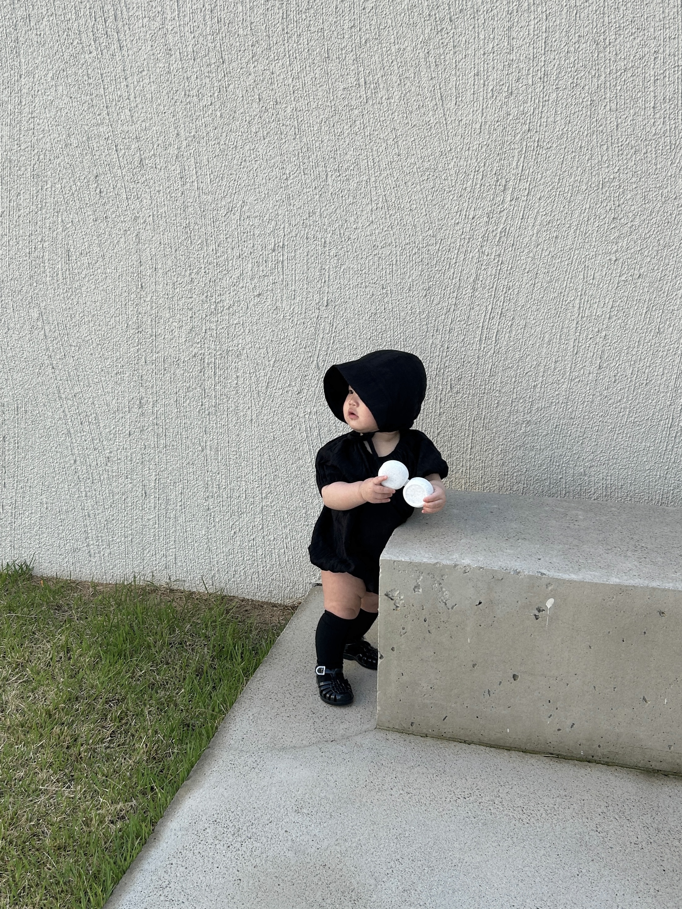 Embroideried Cotton Romper - Black