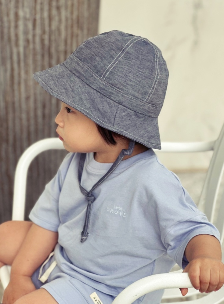 Organic cotton logo tee - light blue