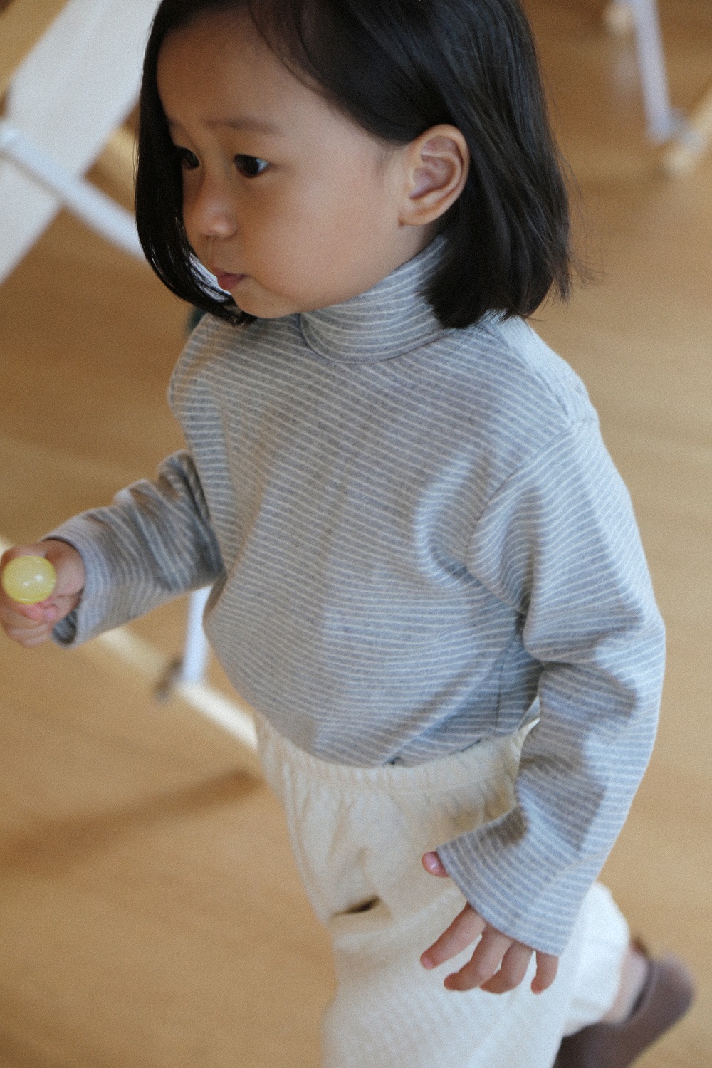 Striped turtleneck tee -Grey/cream