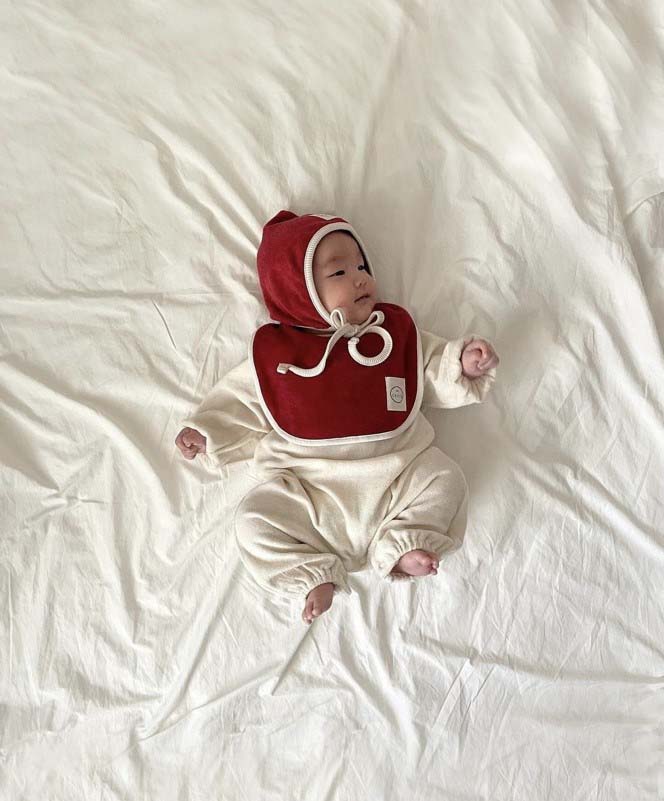 santa set (bib+bonnet)