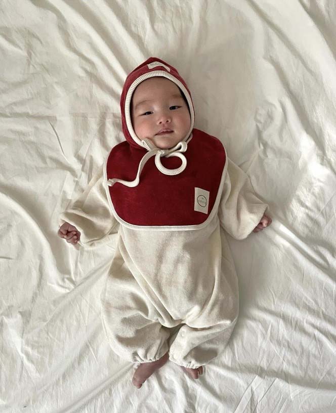 santa set (bib+bonnet)
