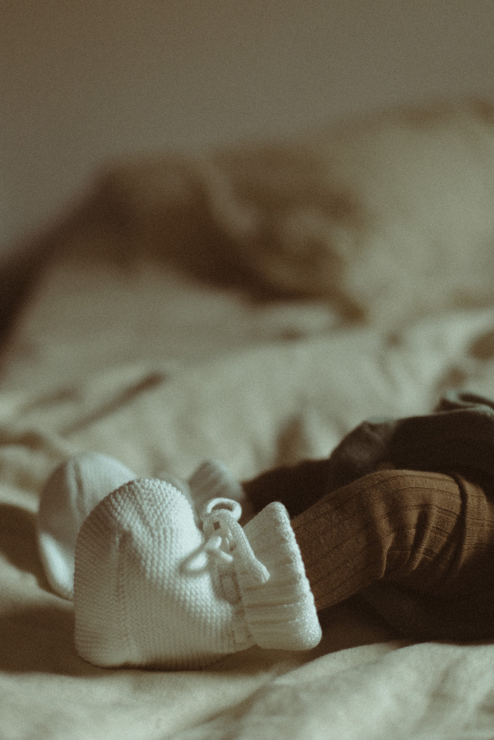 Cozy Knit Booties - Off white