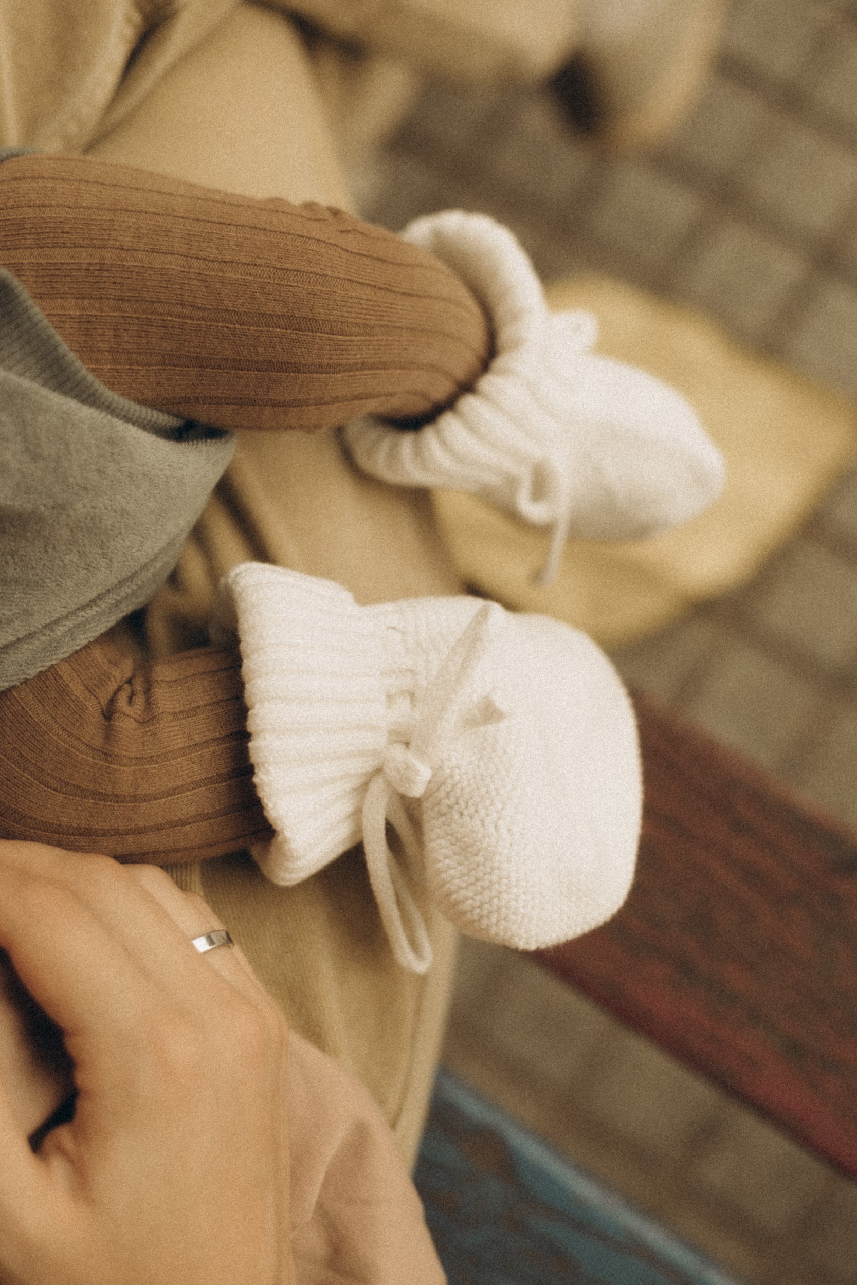 Cozy Knit Booties - Off white