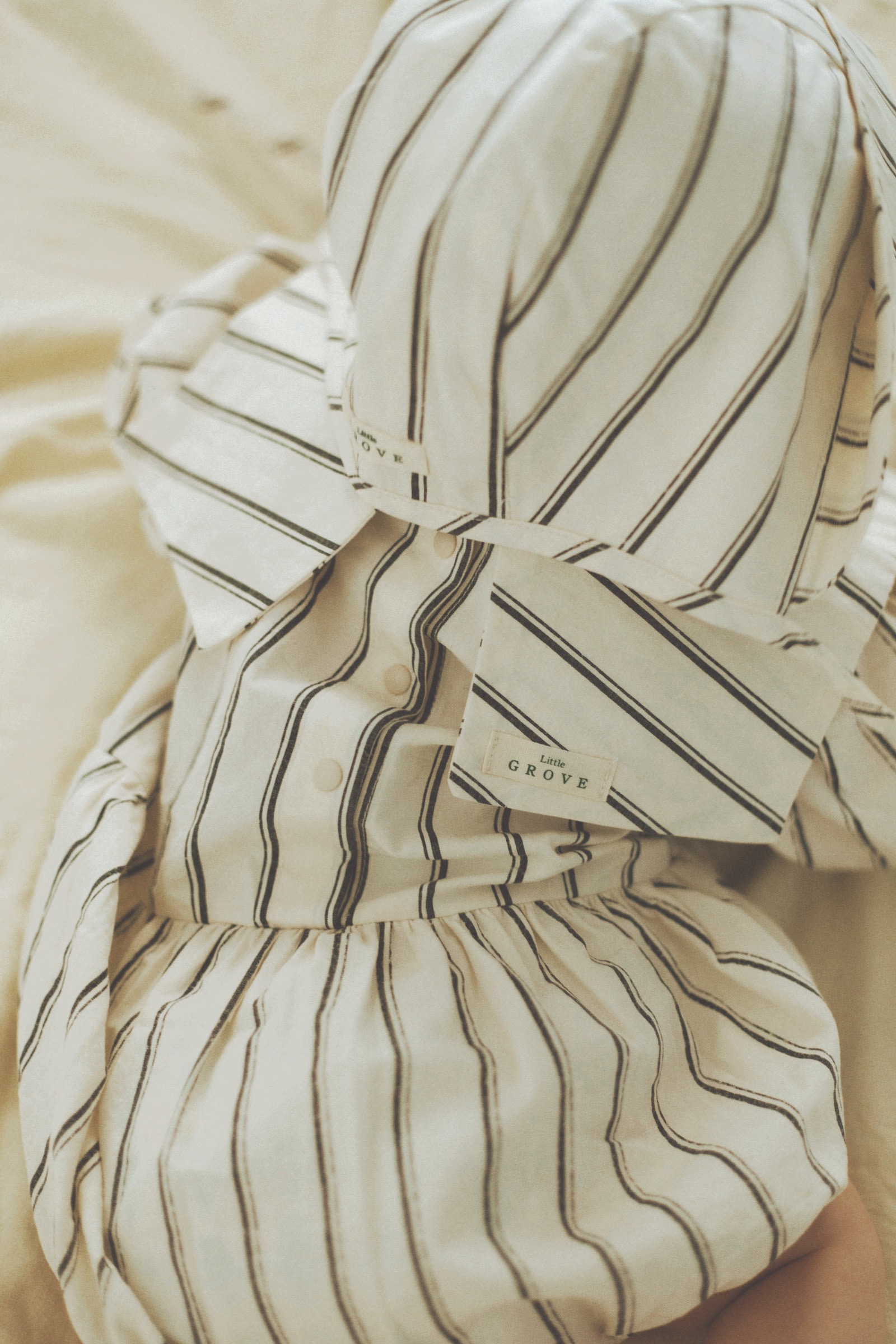 Mono Stripe Bonnet