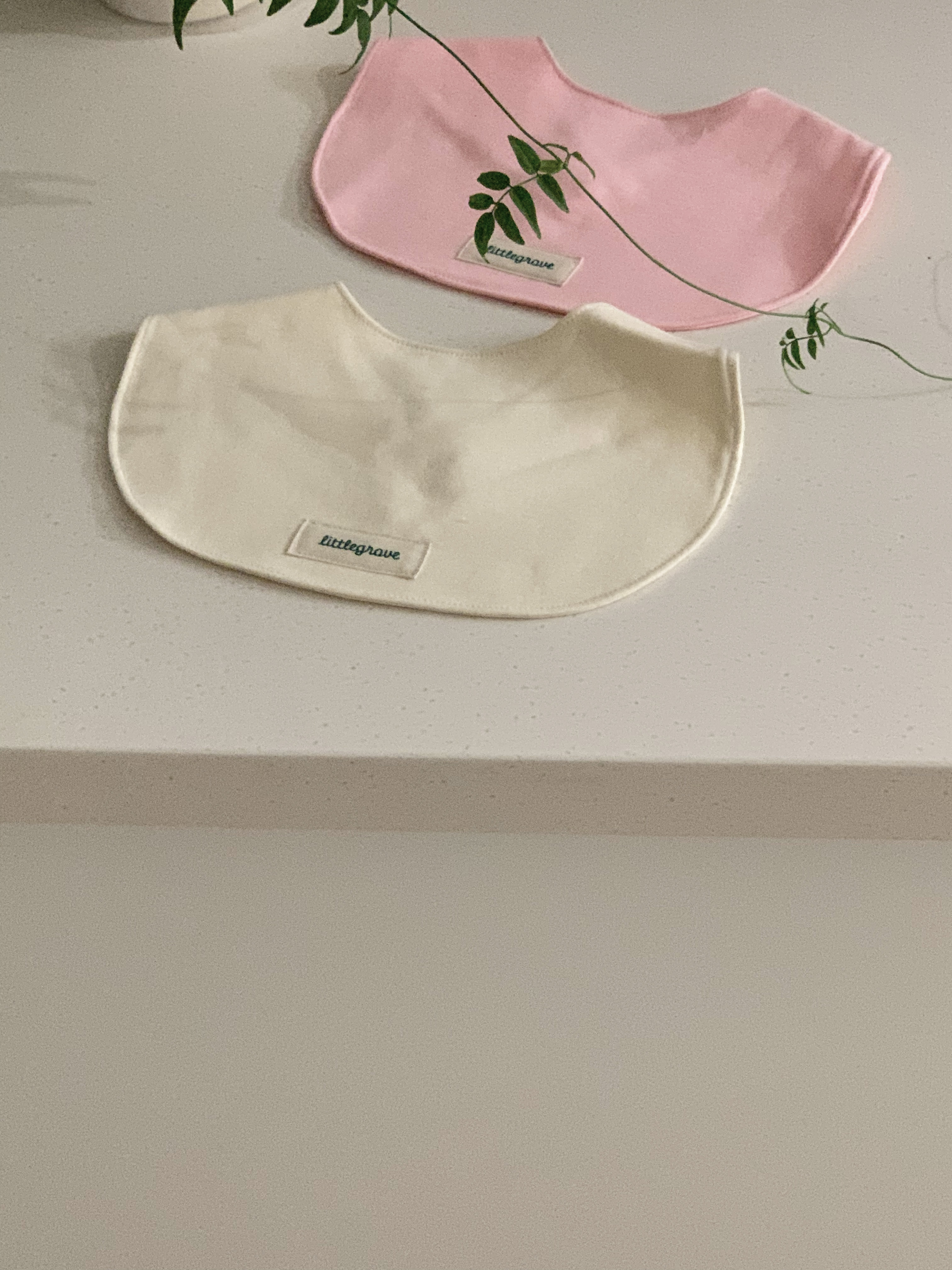 Luna Bib